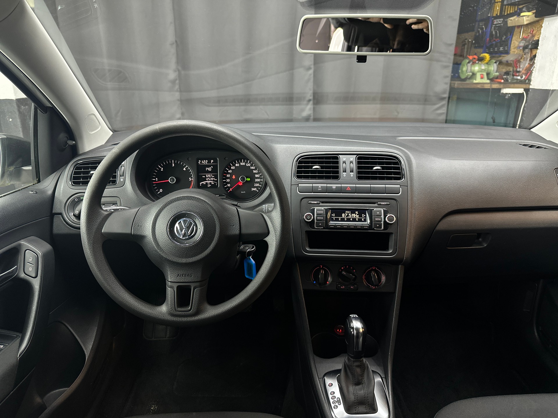 VW Polo 1.6 TDI Comfortline DSG-image-5