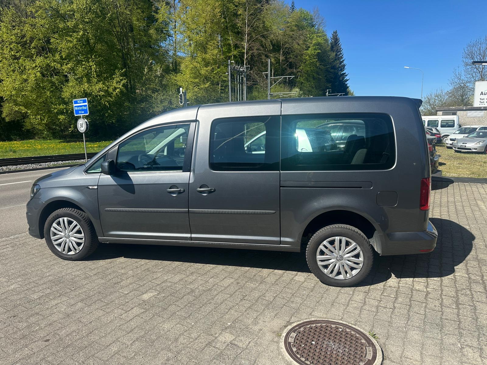 VW Caddy Maxi 2.0 TDI Trendline 4Motion-image-8