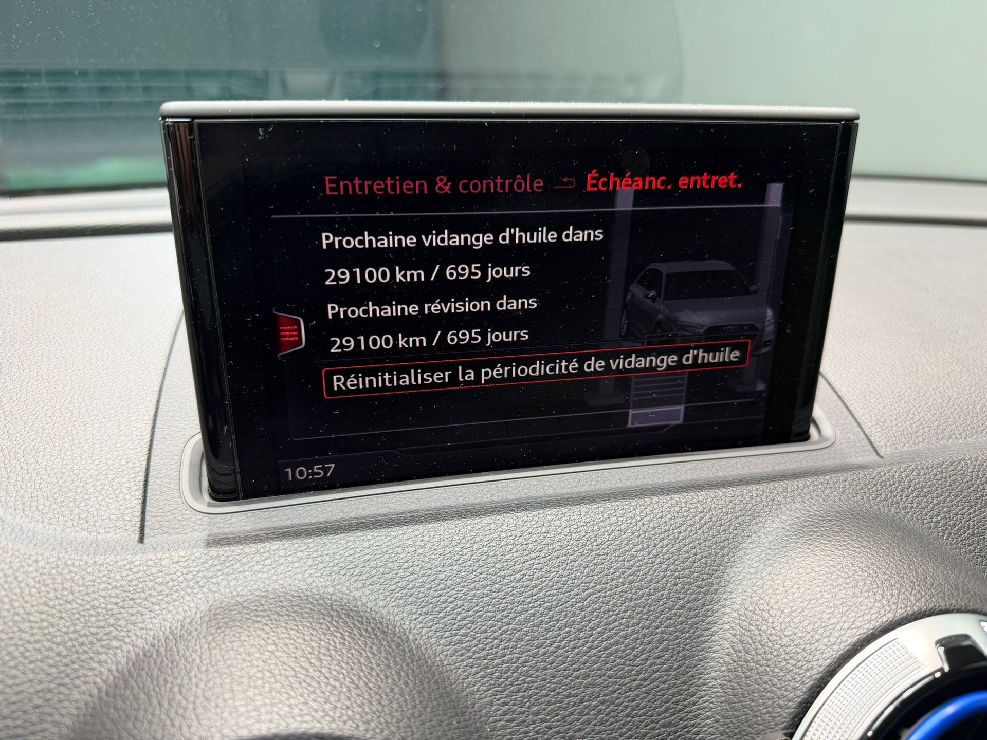 AUDI RS3 Sportback 2.5 TSI quattro S-tronic-image-22