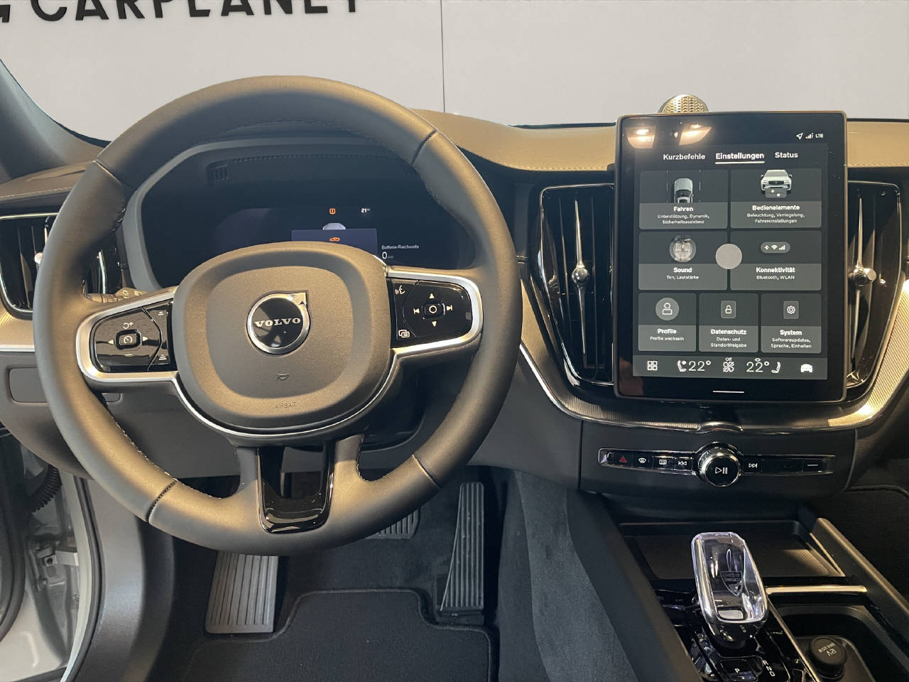 VOLVO XC60 2.0 T8 TE Black Edition eAWD-image-7