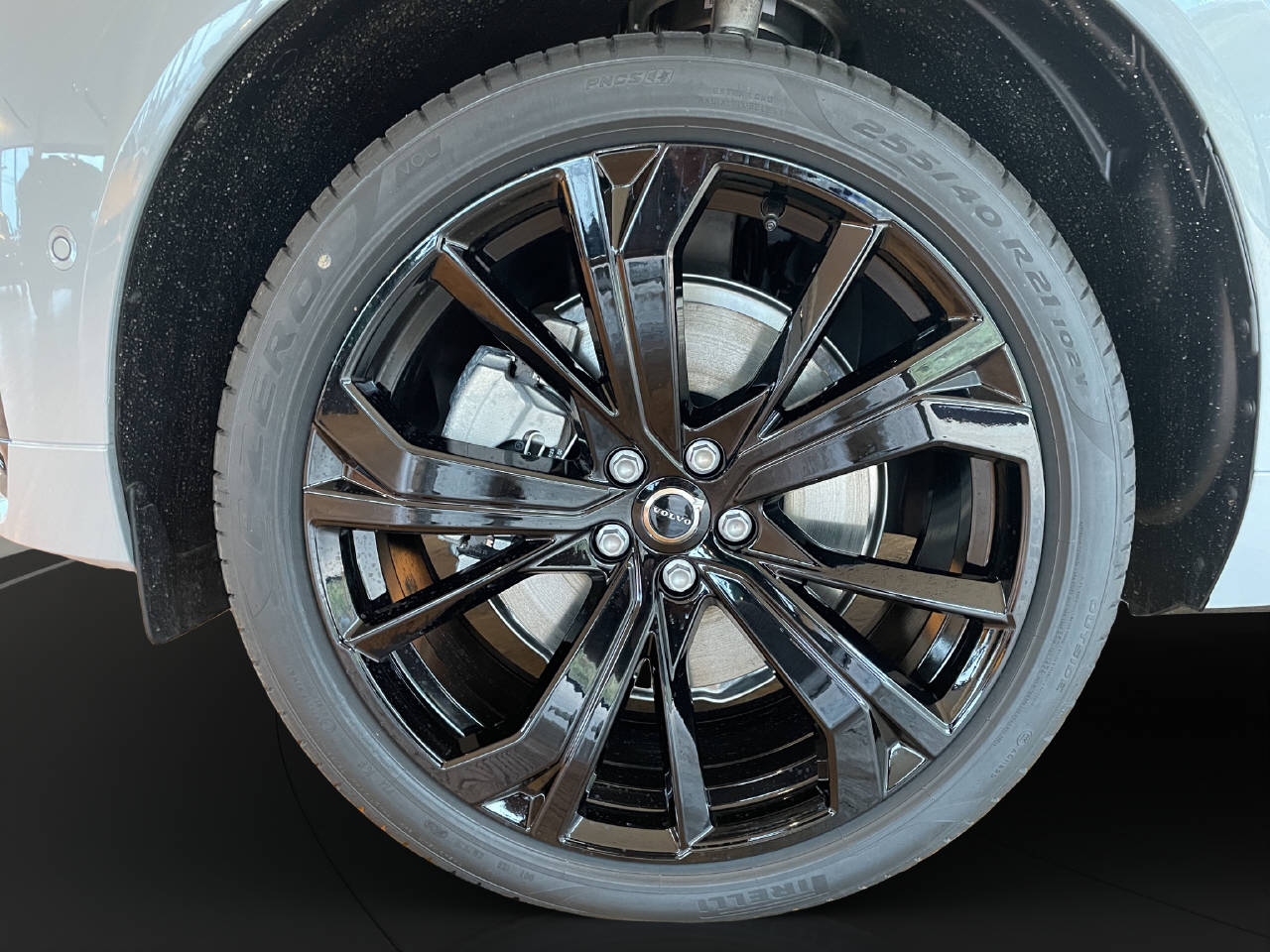 VOLVO XC60 2.0 T8 TE Black Edition eAWD-image-4