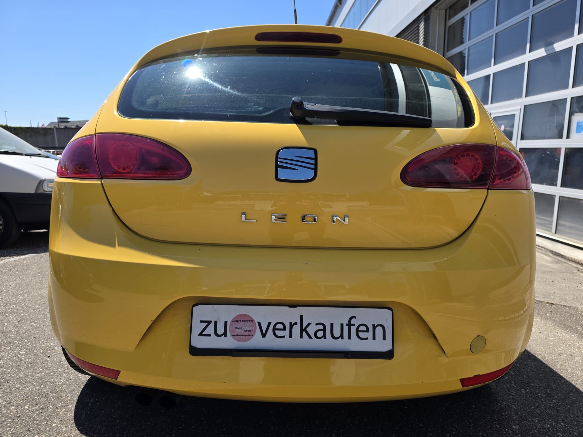 SEAT Leon 2.0 TDI Stylance-image-4