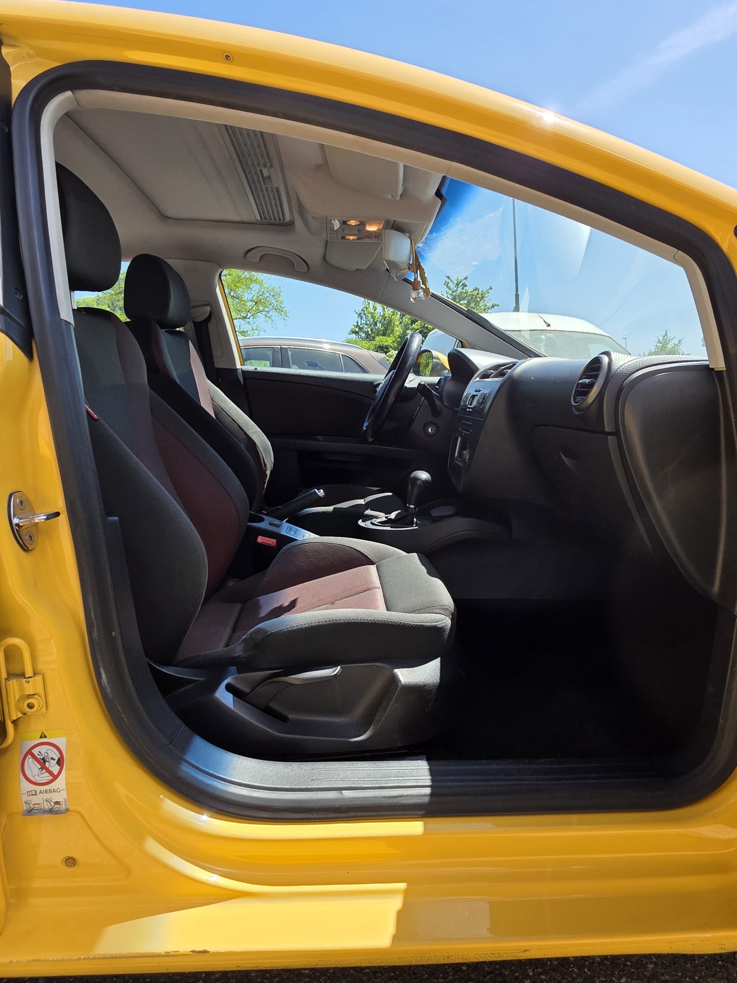 SEAT Leon 2.0 TDI Stylance-image-7