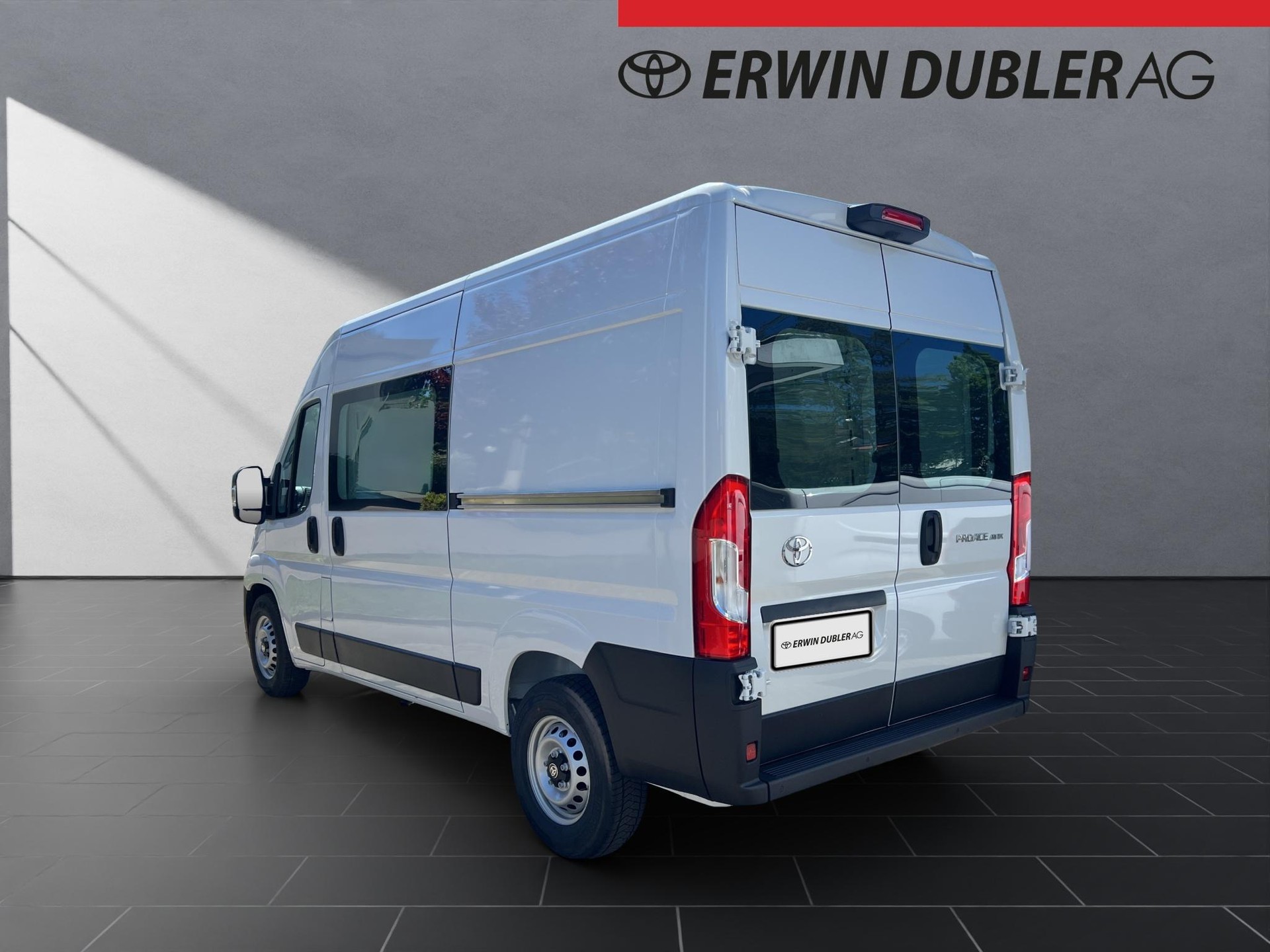 TOYOTA PROACE MAX Van 3.5 L2H2 2.2 D Active-image-2