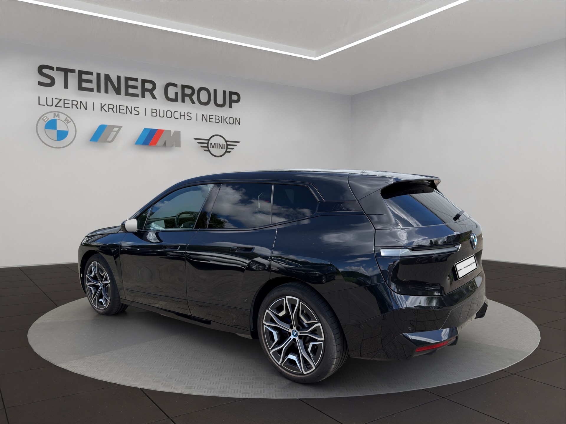 BMW iX xDrive50-image-7