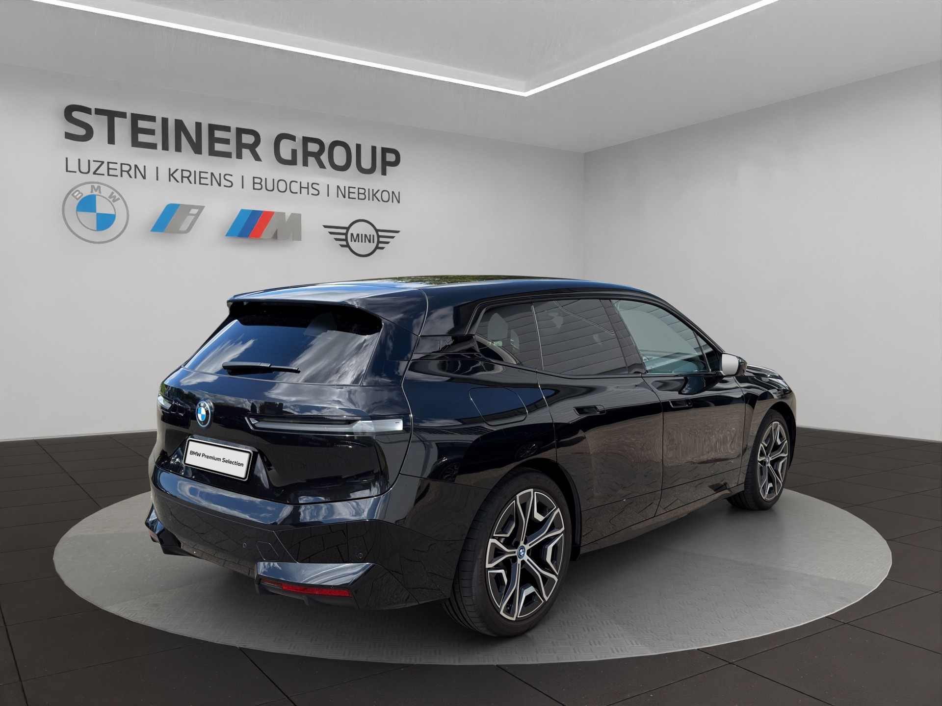 BMW iX xDrive50-image-5