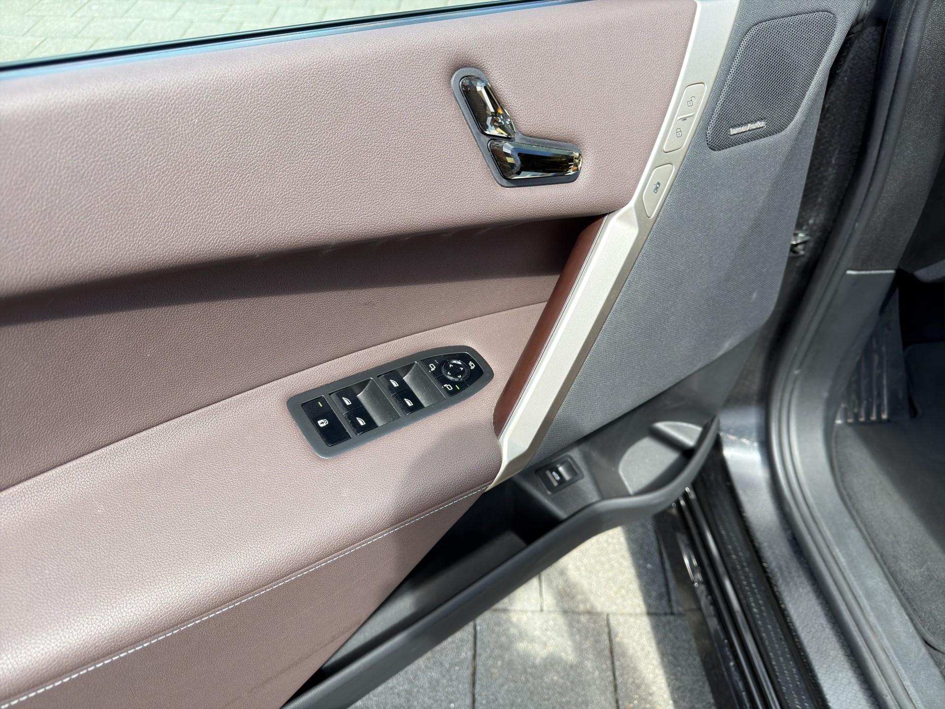 BMW iX xDrive50-image-21