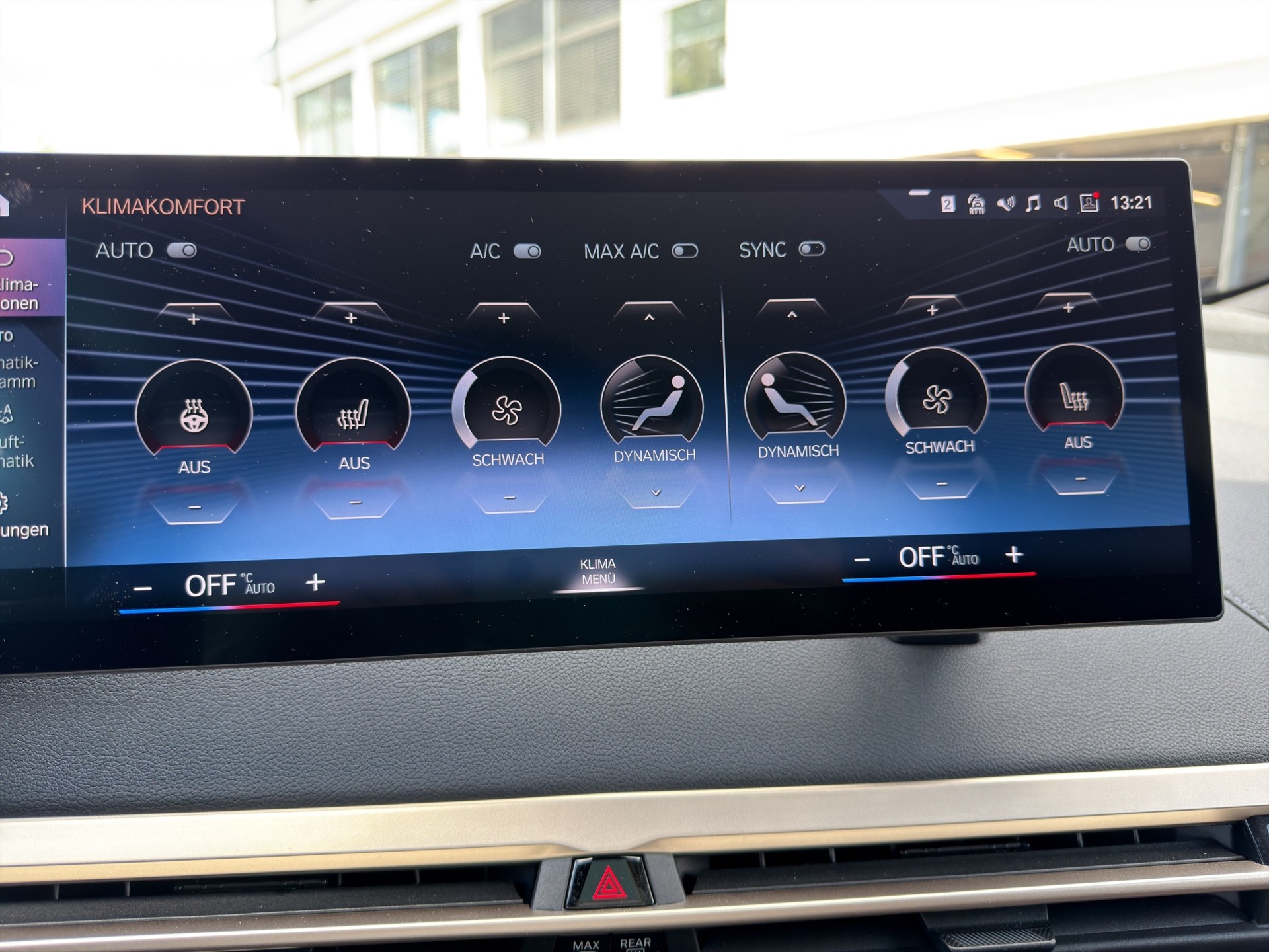 BMW iX xDrive50-image-23