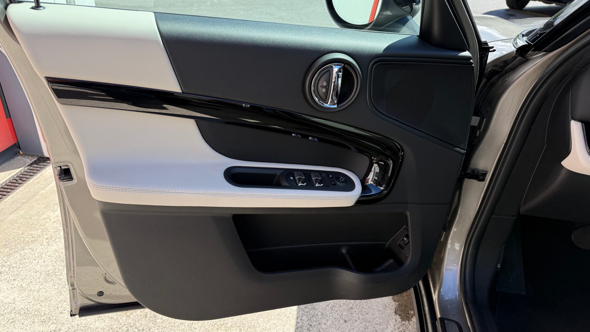 MINI Countryman Cooper FWD Steptronic DKG-image-13