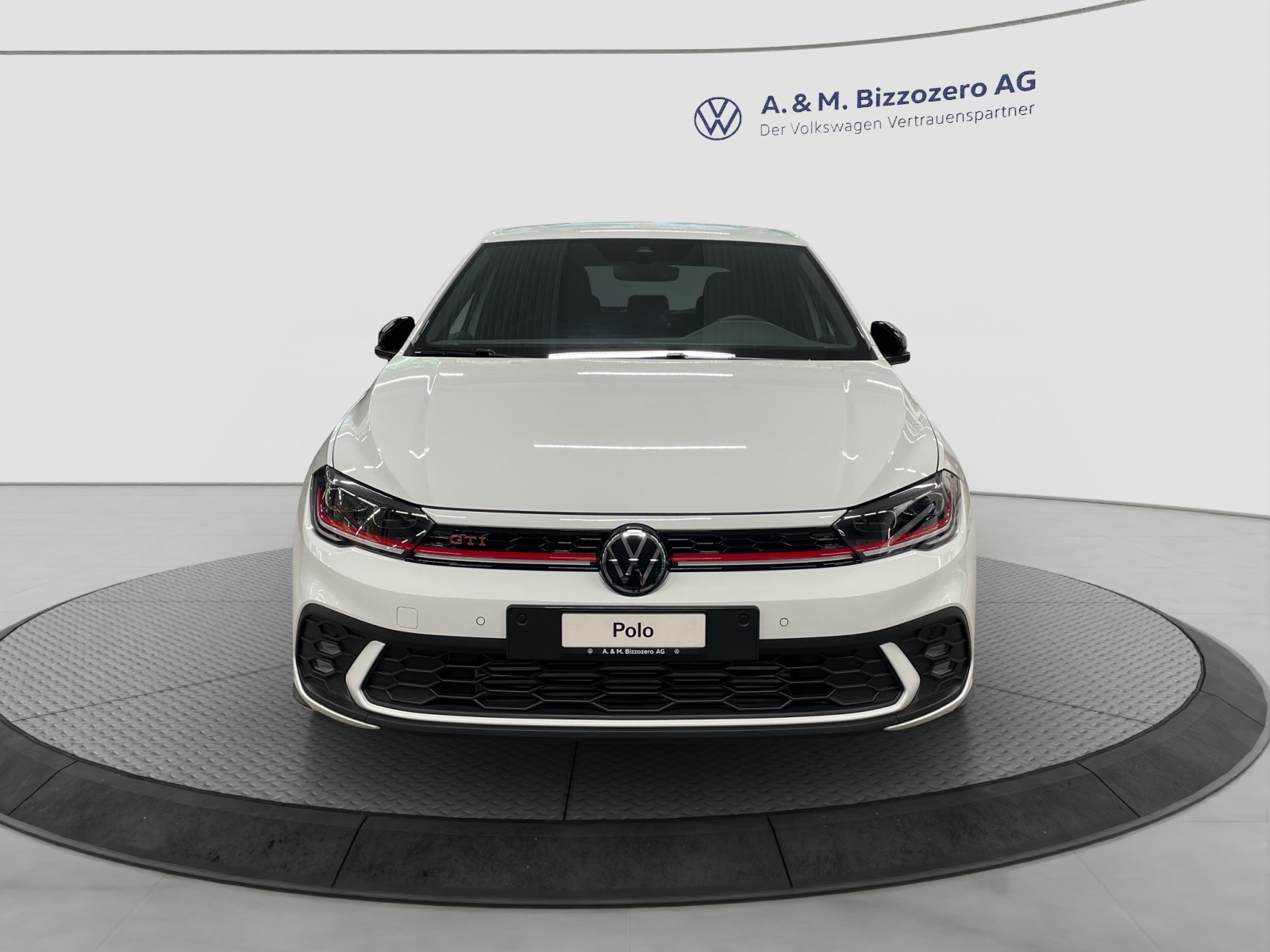 VW Polo 2.0 TSI GTI DSG-image-7
