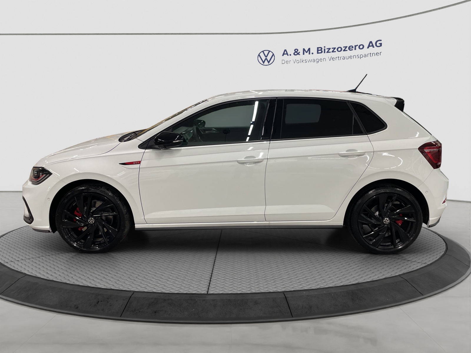 VW Polo 2.0 TSI GTI DSG-image-1