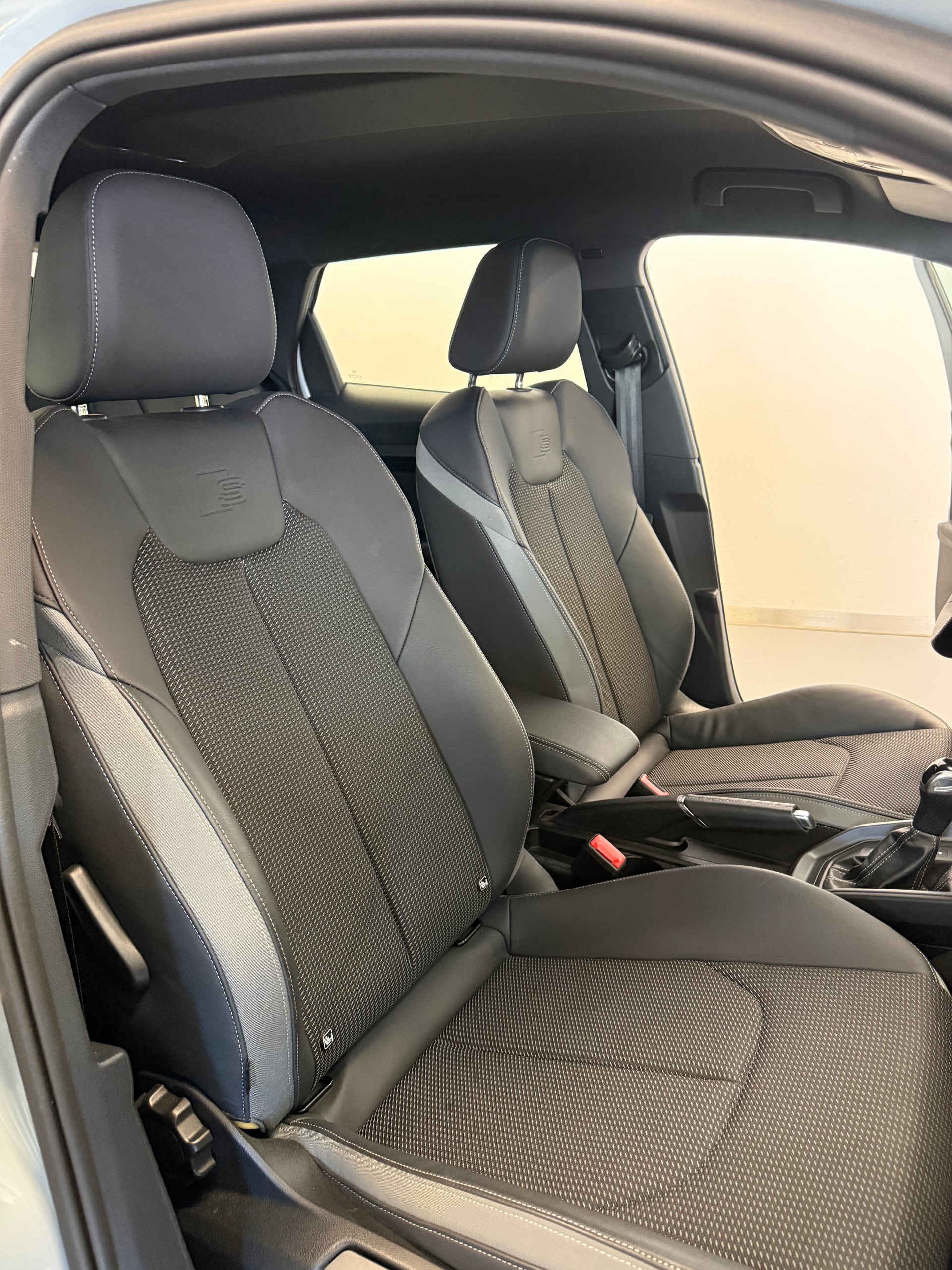 AUDI A1 Sportback 30 TFSI S Line S-tronic CH Auto-image-17