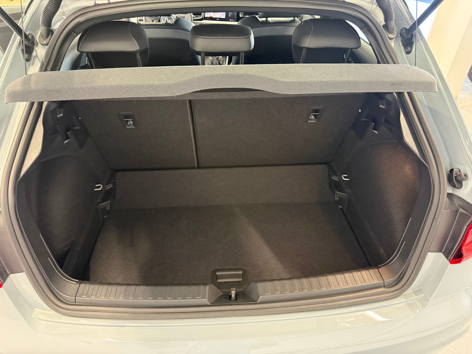 AUDI A1 Sportback 30 TFSI S Line S-tronic CH Auto-image-24