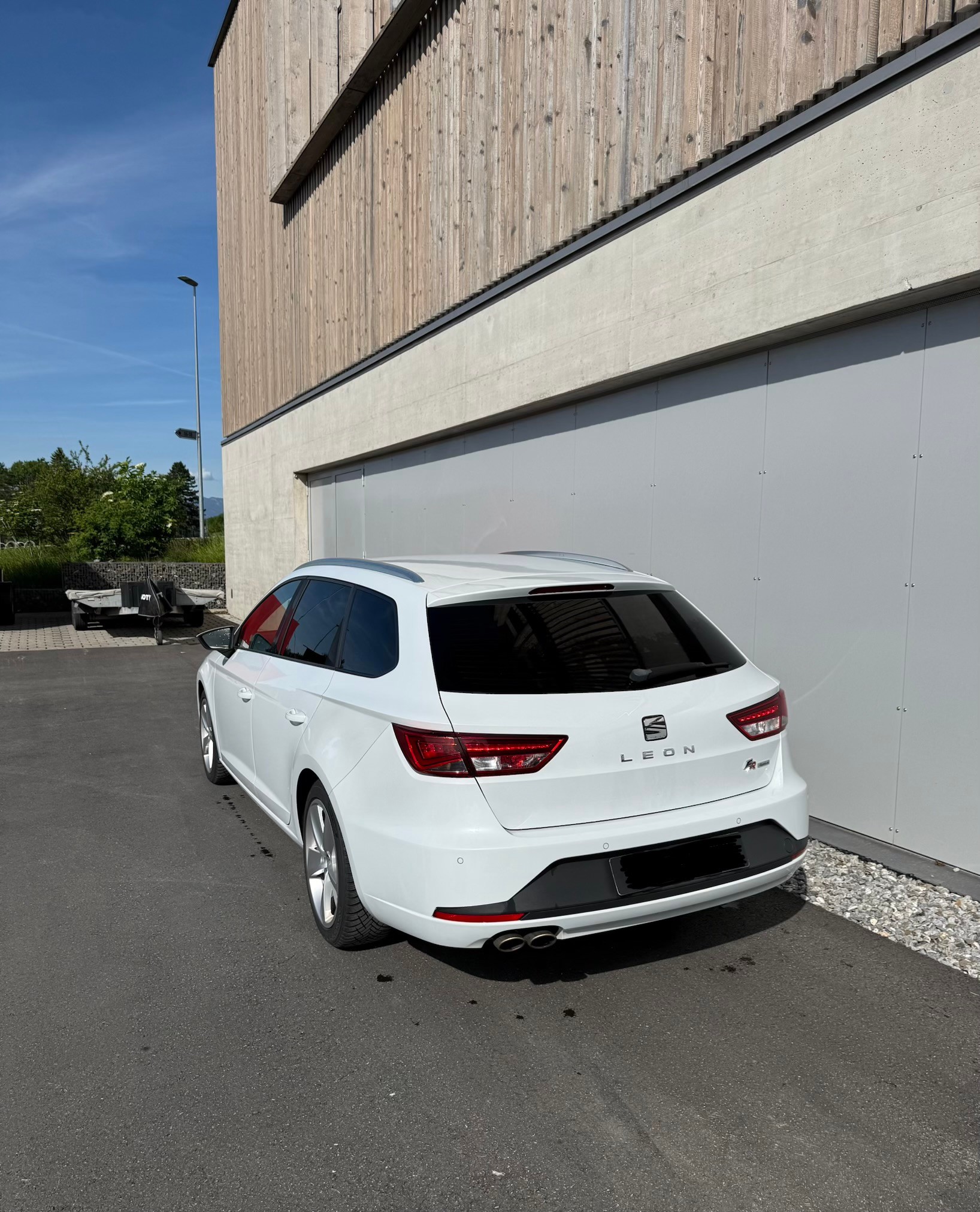 SEAT Leon ST 2.0 TDI FR Line 4Drive-image-3