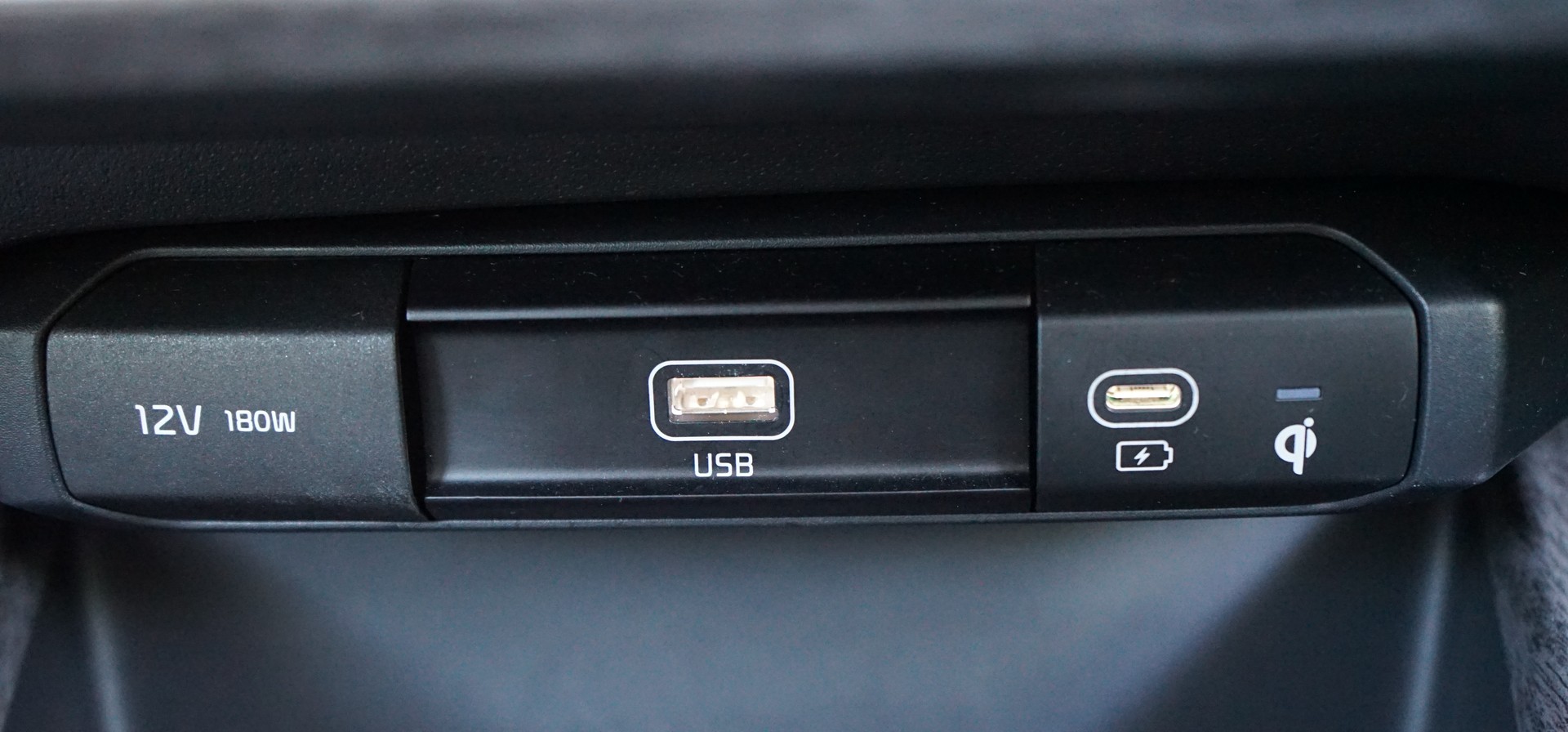 KIA Niro EV 64,8 kWh Power Edition-image-13