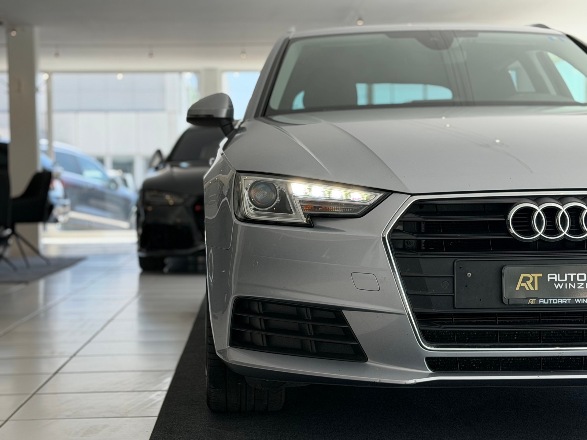 AUDI A4 Avant 2.0 TDI AHK. **Frisch ab MFK & Service**-image-28