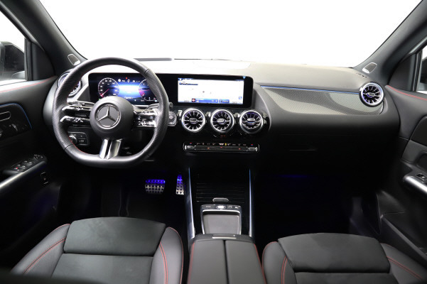MERCEDES-BENZ GLA 220d 4Matic 8G-DCT-image-9