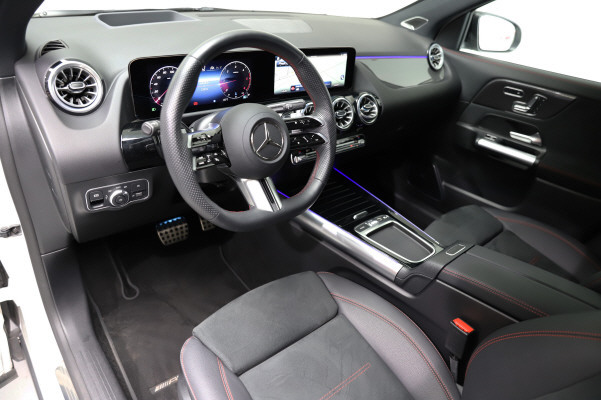 MERCEDES-BENZ GLA 220d 4Matic 8G-DCT-image-7