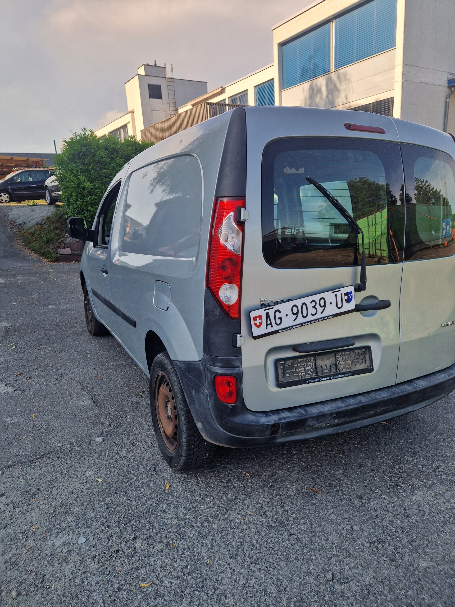 RENAULT Kangoo dCi 85 Business-image-6