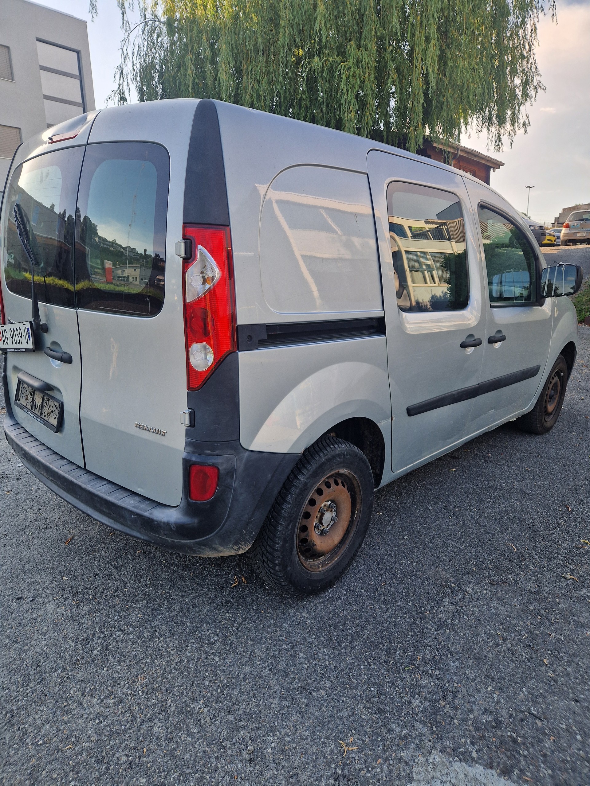 RENAULT Kangoo dCi 85 Business-image-5