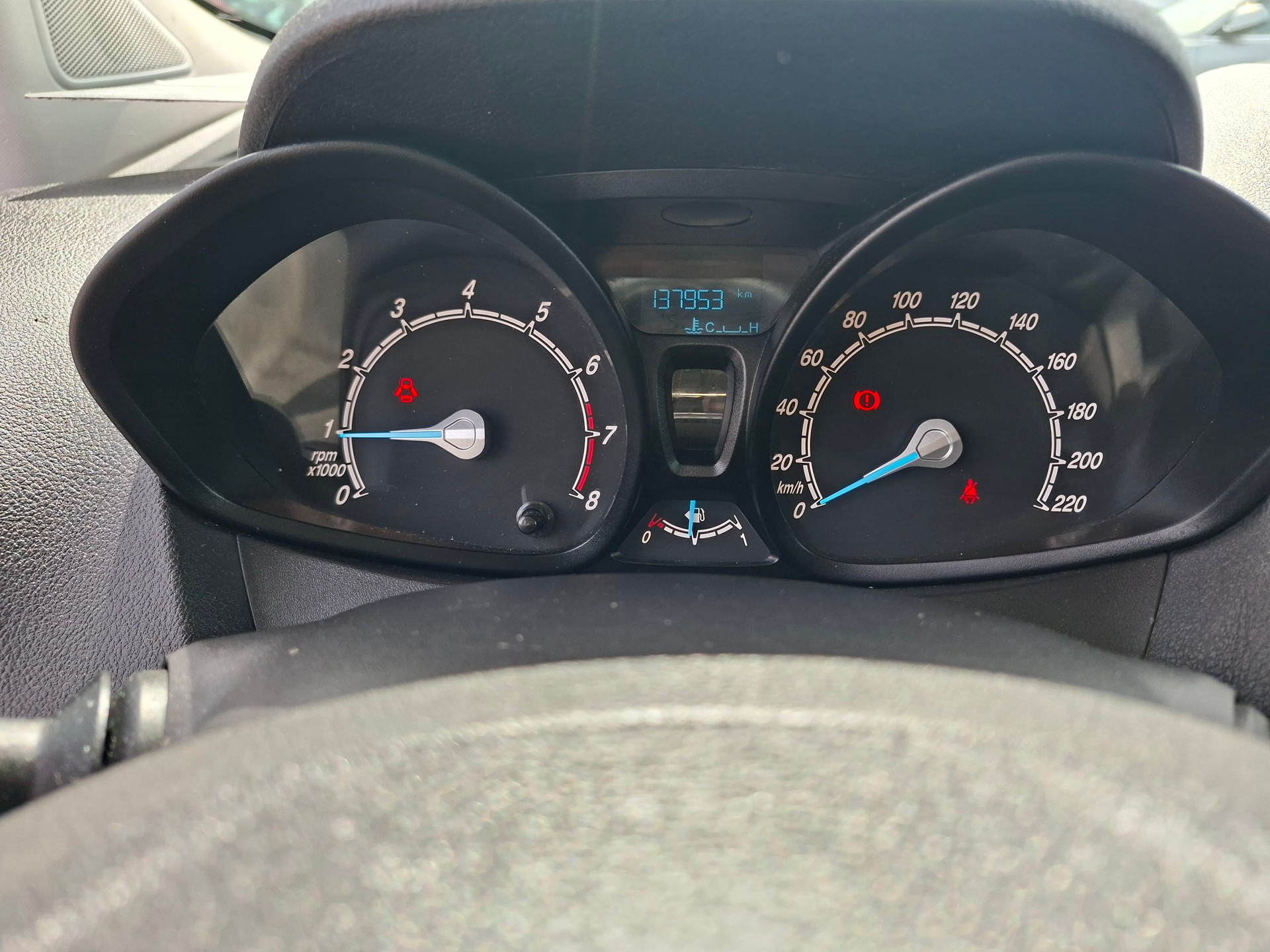 FORD Transit Courier Van 1.0 EcoBoost Ambiente-image-9