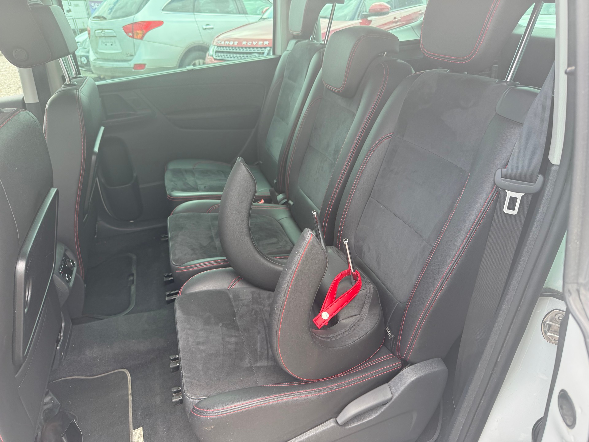 SEAT ALHAMBRA-image-7
