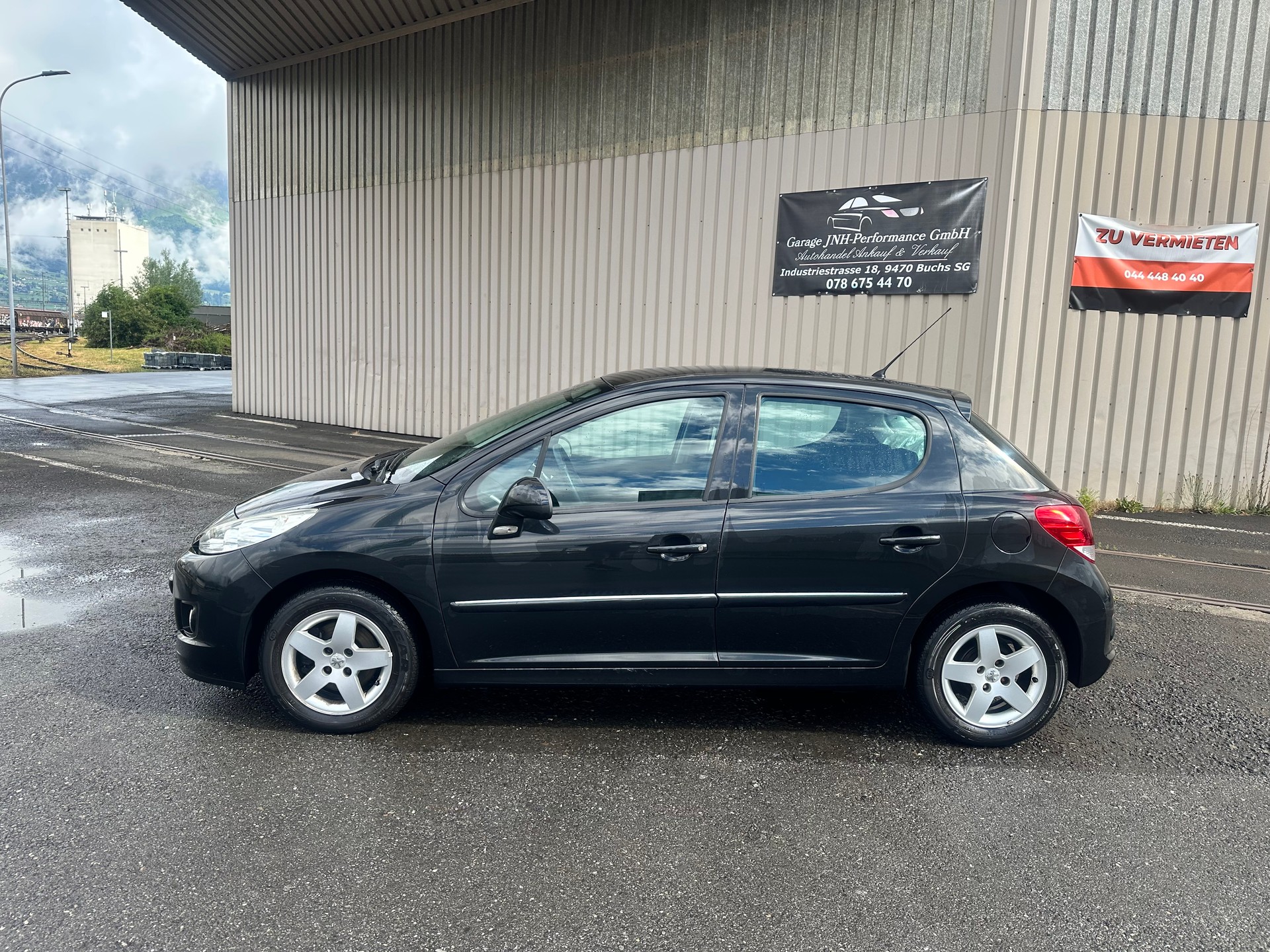 PEUGEOT 207 1.4 16V Sport-image-3