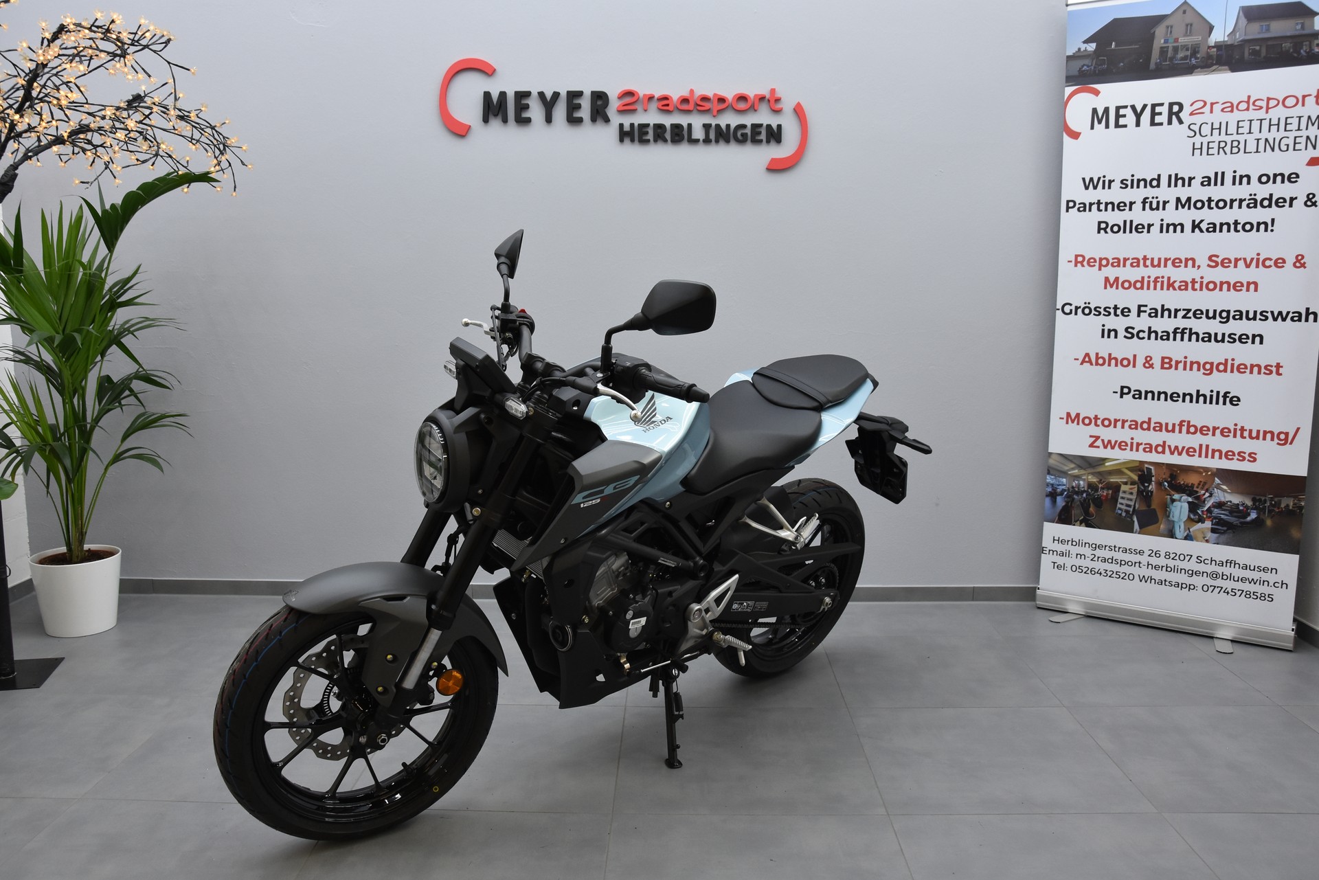 HONDA CB 125 R-showroom-element-2