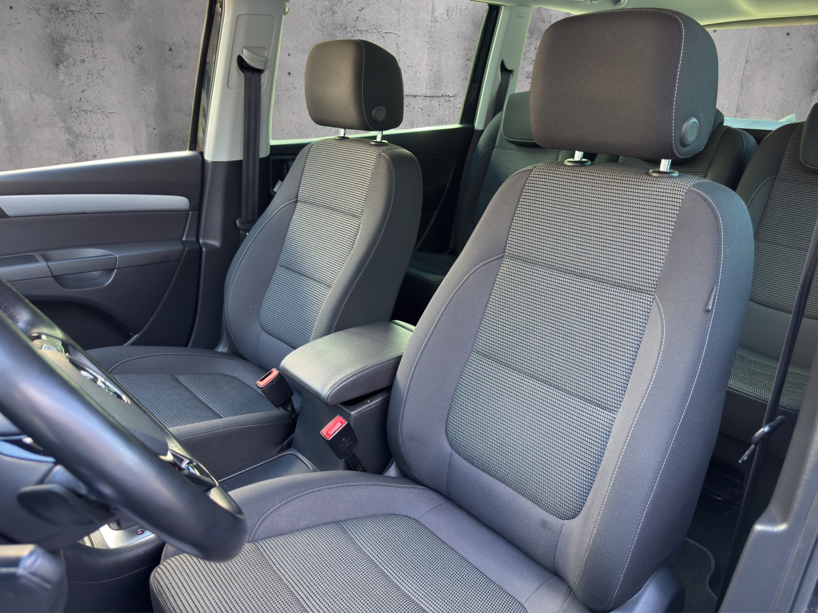 VW Sharan 2.0 TDI BMT Comfortline DSG-image-13