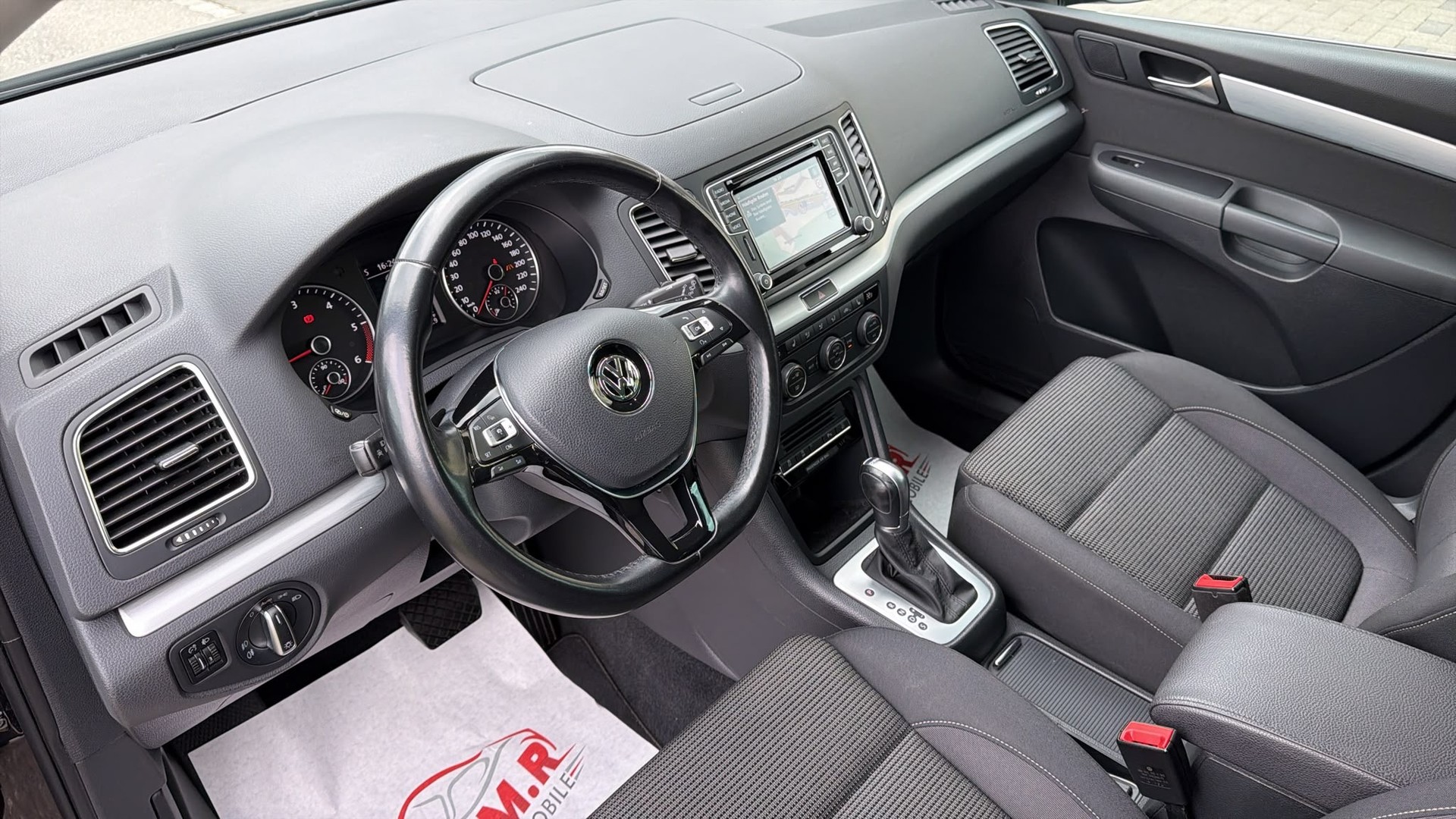 VW Sharan 2.0 TDI BMT Comfortline DSG-image-4