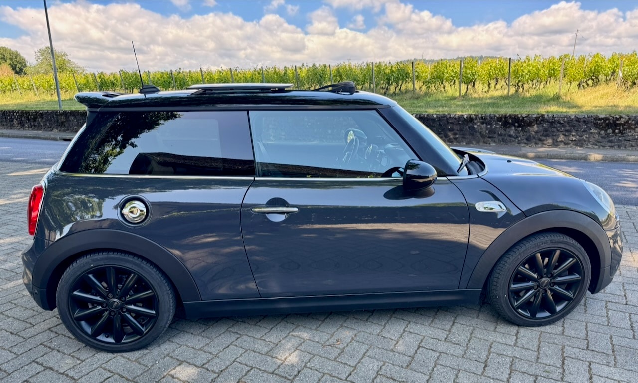 MINI Cooper S Steptronic-image-1