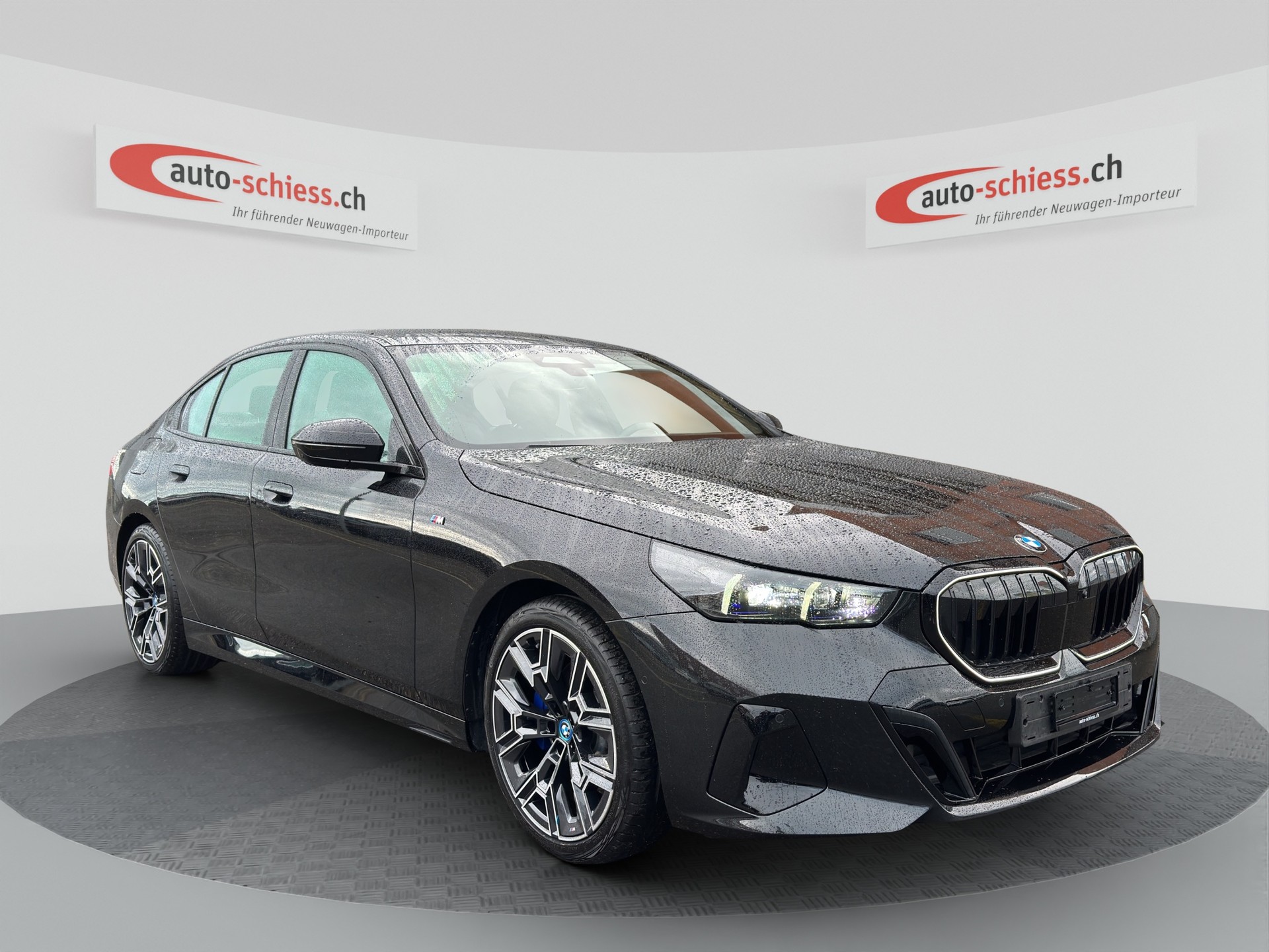 BMW 520i 48V M Sport Pro Steptronic-image-0