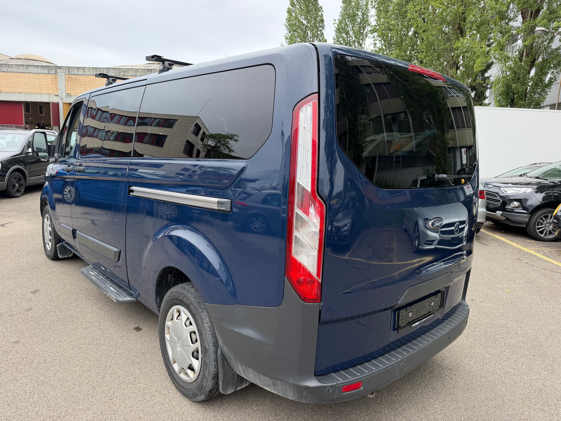 FORD Transit Custom 310 L2H1 Trend SelectShift A-image-5