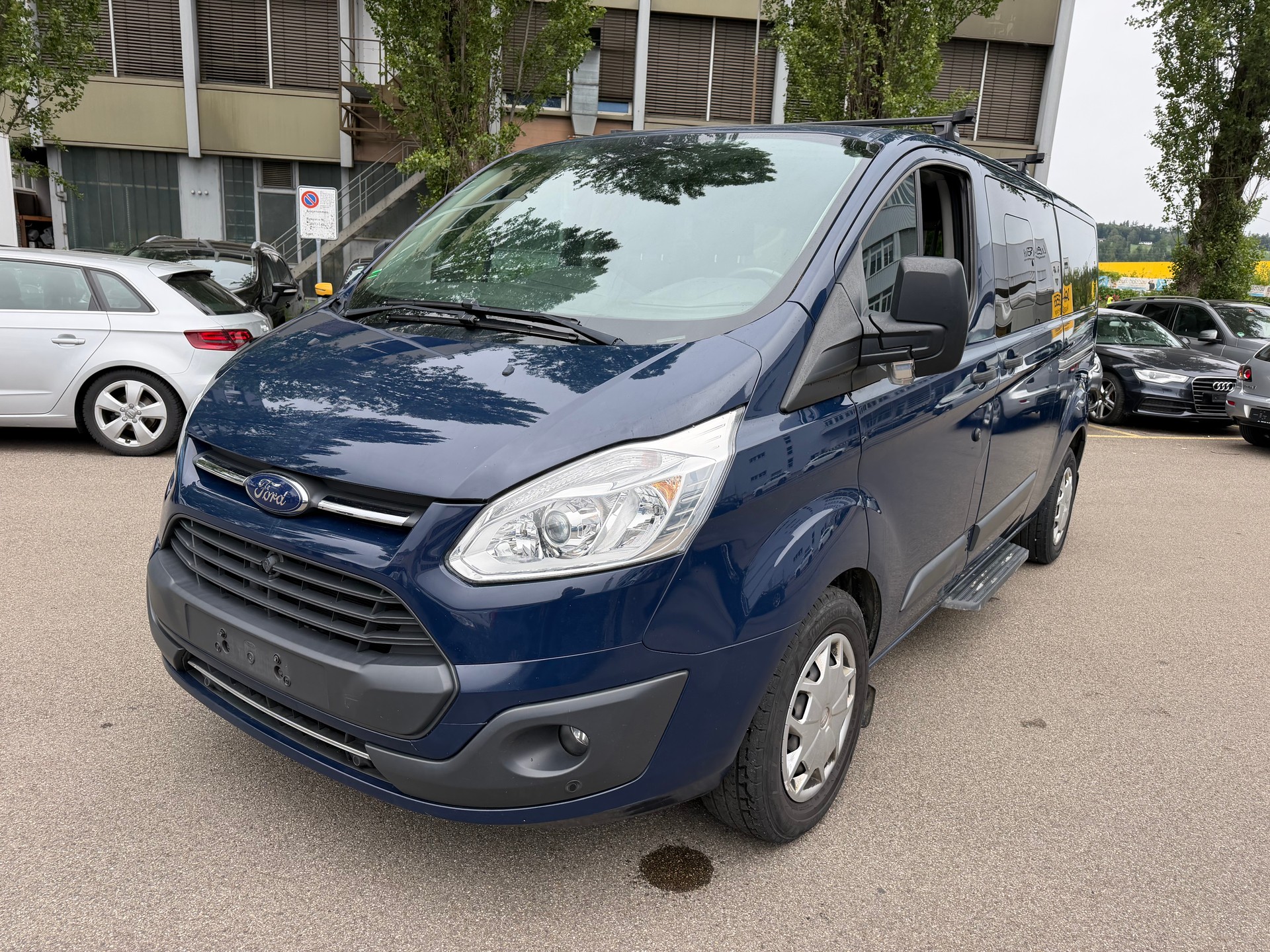 FORD Transit Custom 310 L2H1 Trend SelectShift A-image-0