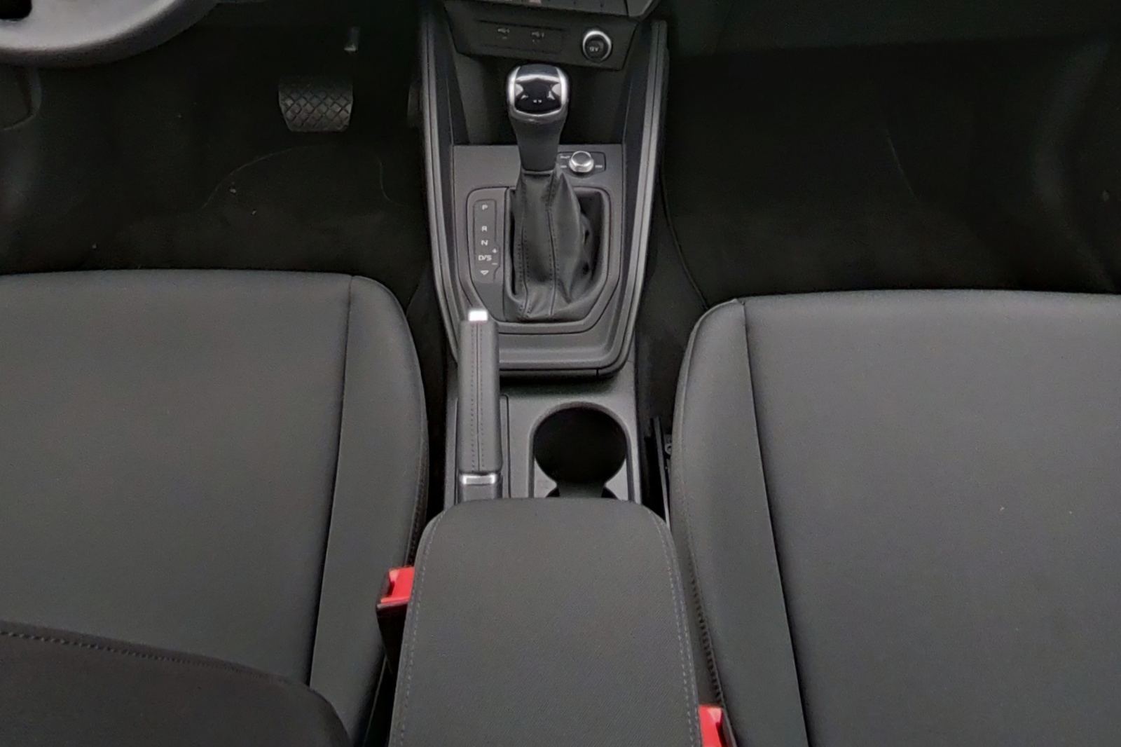 AUDI A1 Sportback 30 TFSI Attraction S-tronic-image-8