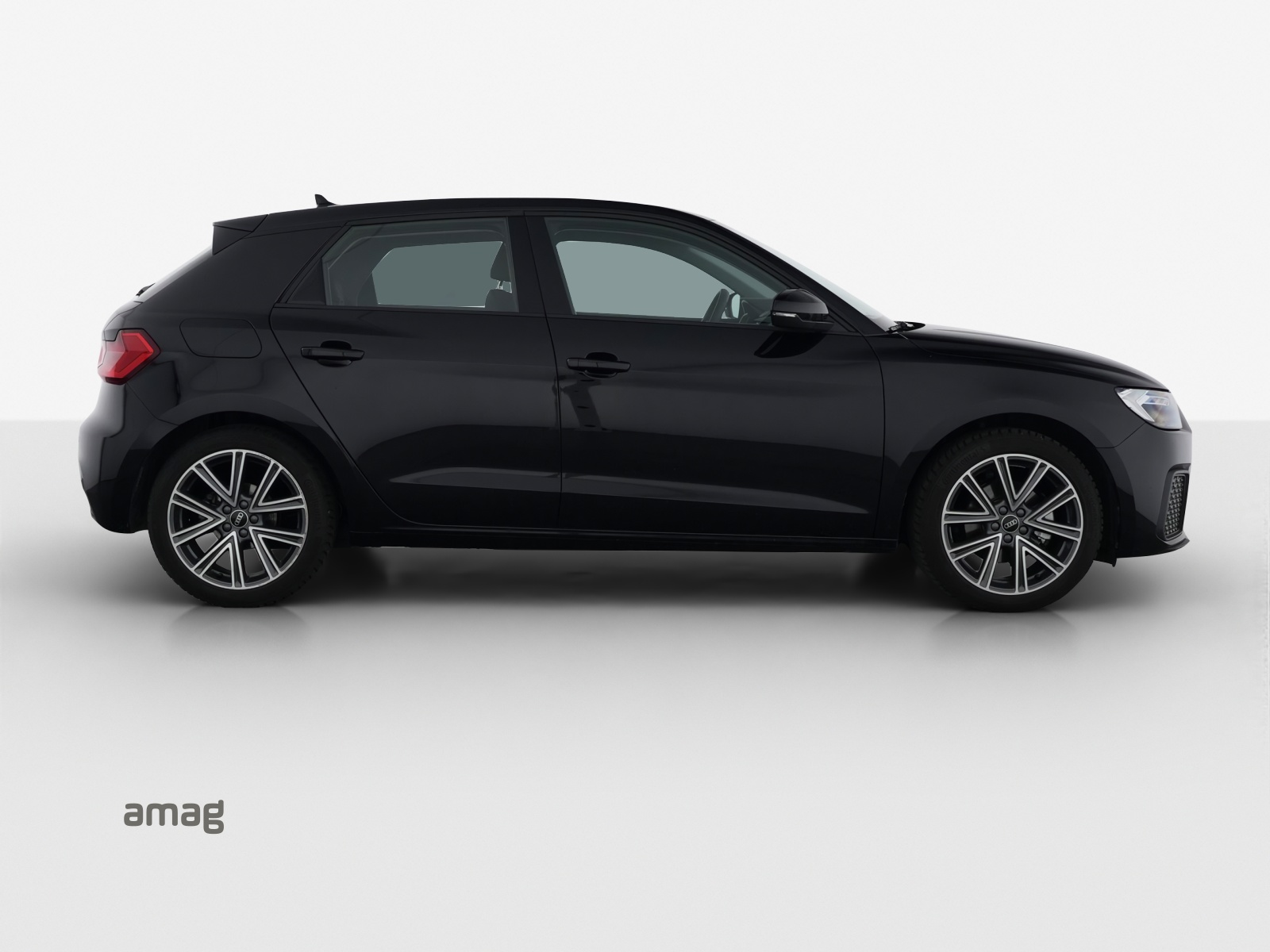AUDI A1 Sportback 30 TFSI Attraction S-tronic-image-4