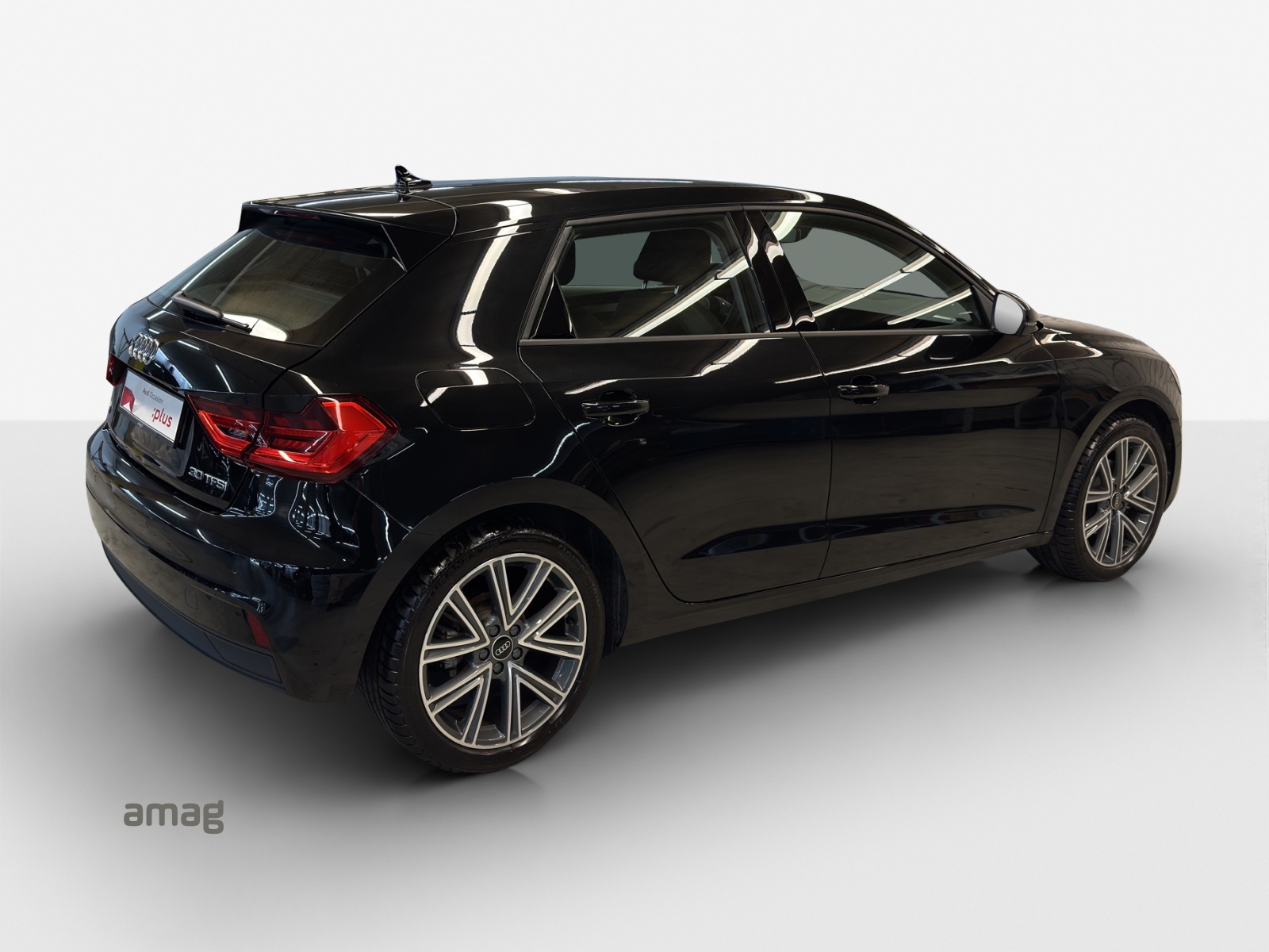 AUDI A1 Sportback 30 TFSI Attraction S-tronic-image-4