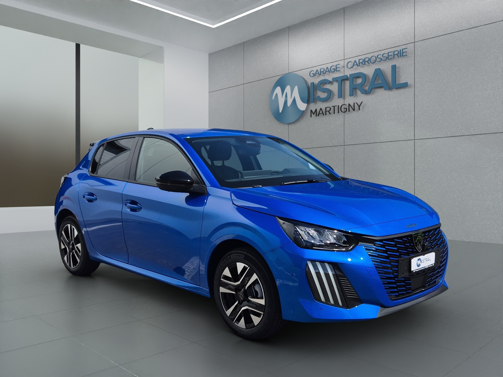 PEUGEOT 208 1.2 Hybrid Allure-image-0