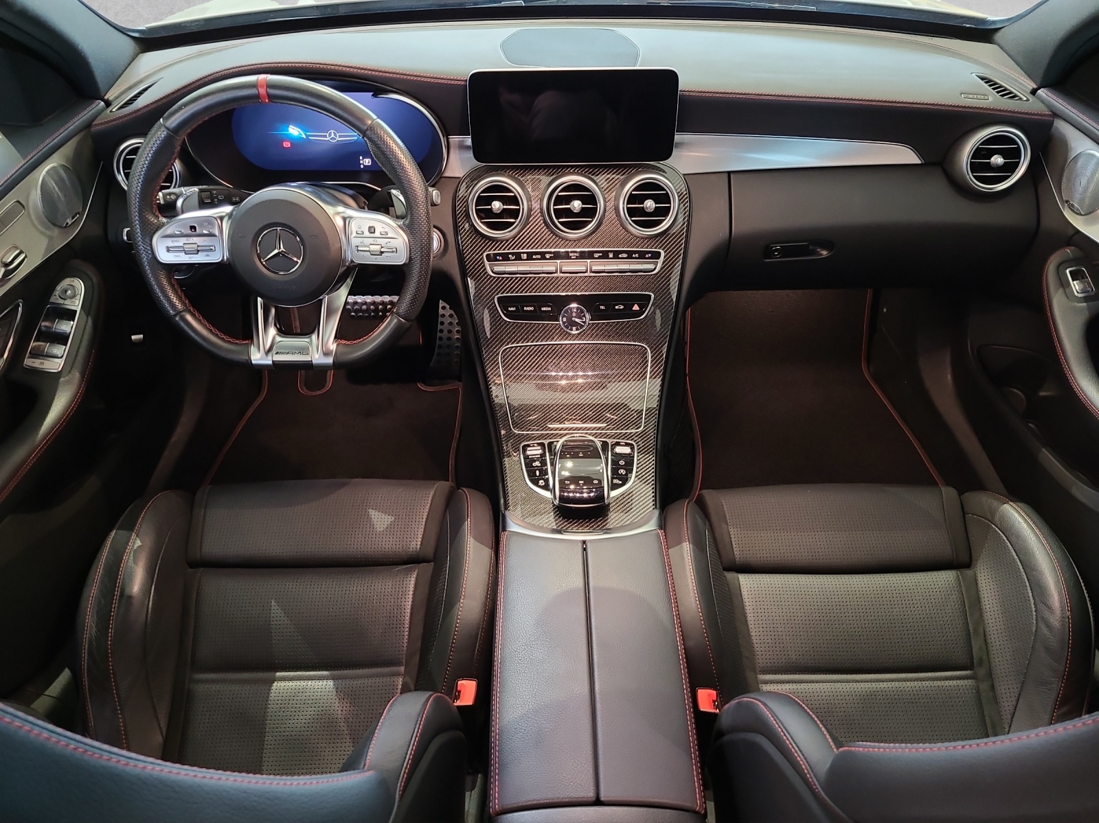 MERCEDES-BENZ C 43 AMG 4Matic 9G-Tronic-image-11