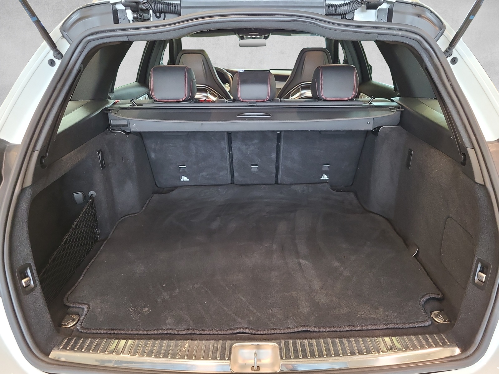 MERCEDES-BENZ C 43 AMG 4Matic 9G-Tronic-image-13