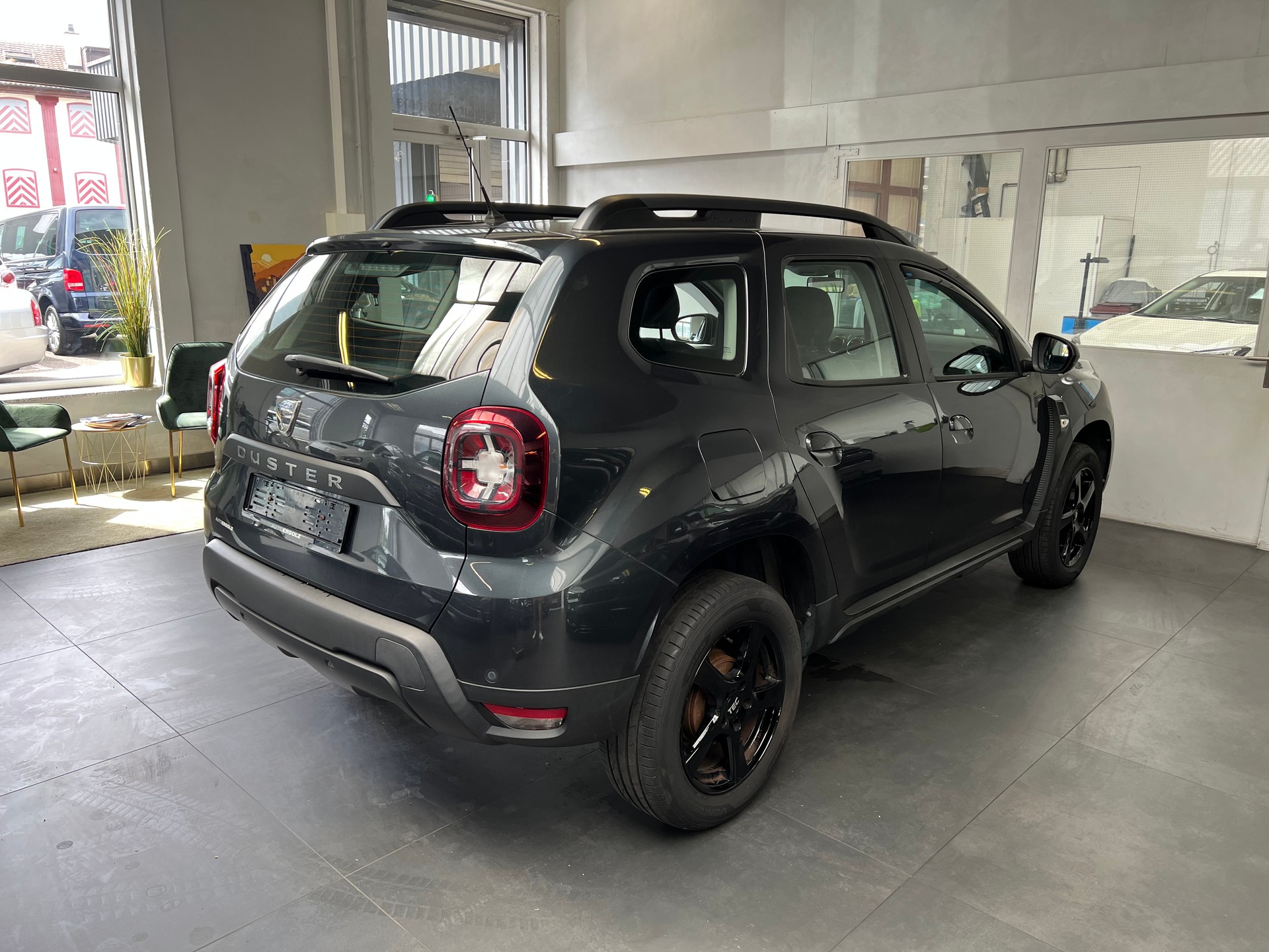DACIA Duster SCe 115 Comfort 4x2-image-3