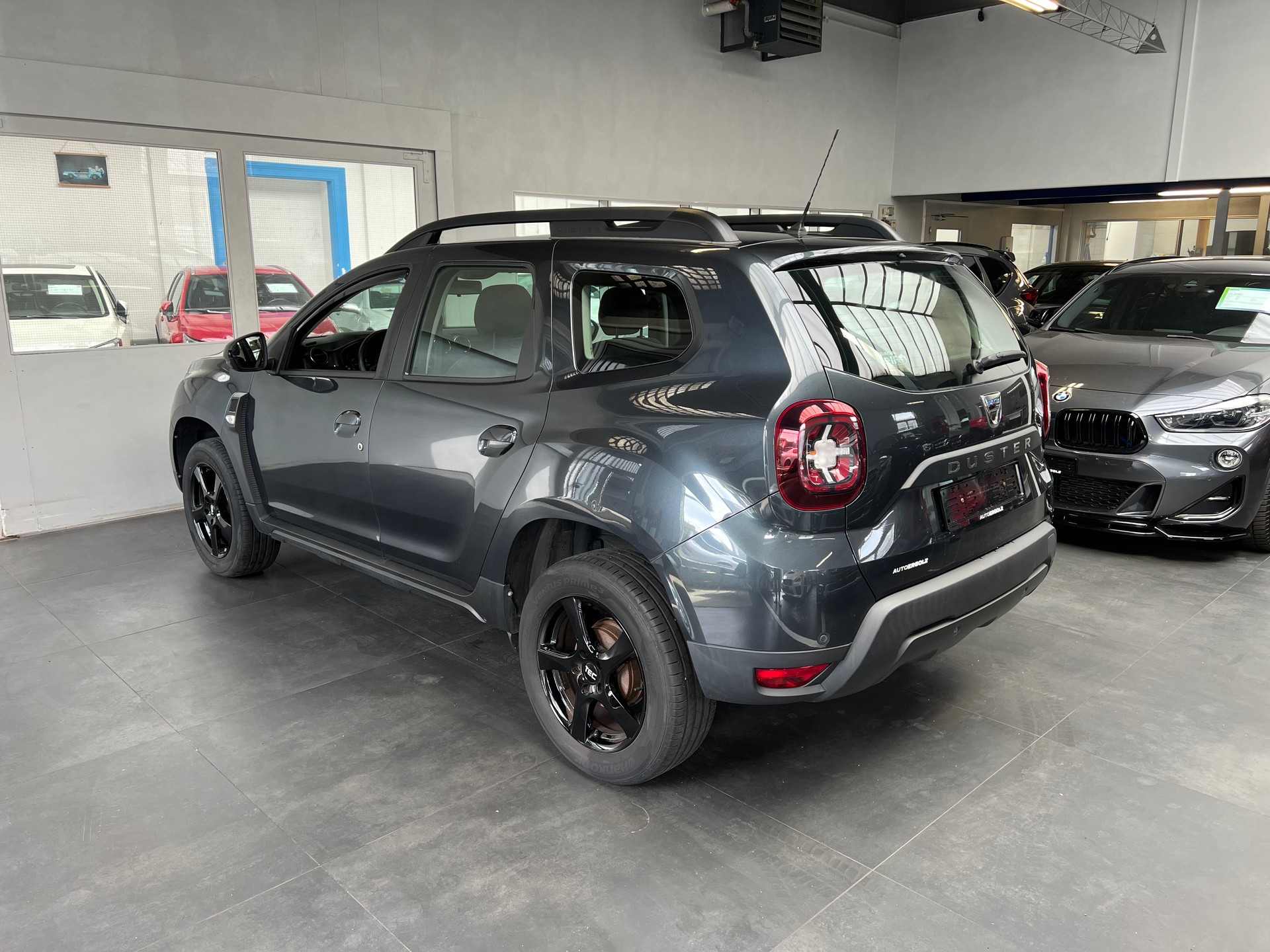 DACIA Duster SCe 115 Comfort 4x2-image-1