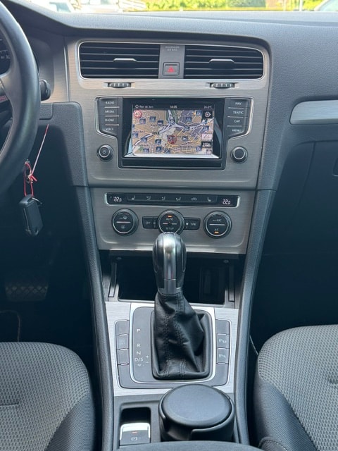 VW Golf Variant 1.4 TSI 65th Edition DSG-image-14