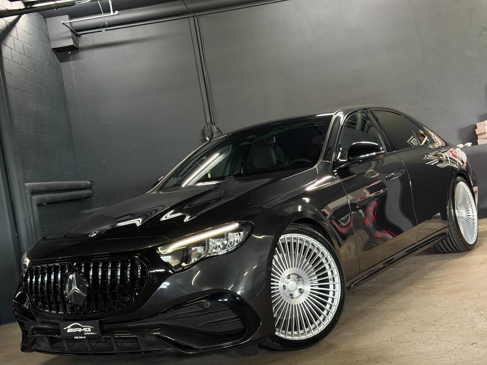 MERCEDES-BENZ E 200 AMG Bodykit 9G-Tronic Limited Dark Grey Performance Superscreen 5 Jahre Werksgarantie & Gratisservice-showroom-element-1