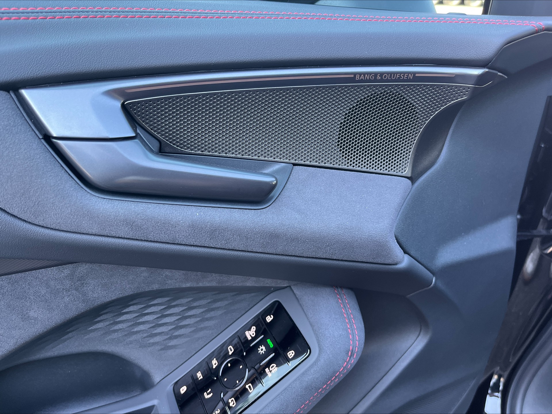 AUDI RS 5 Avant quattro 470 kW-image-13