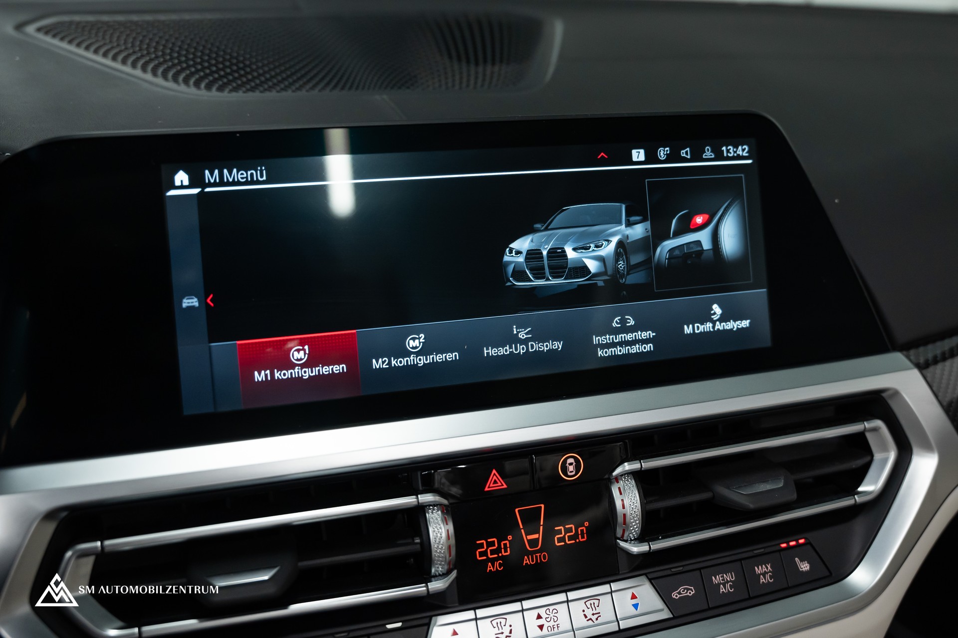 BMW M4 Competition xDrive Cabrio / Carbon / Schalensitze / Keramikbremsen-image-35