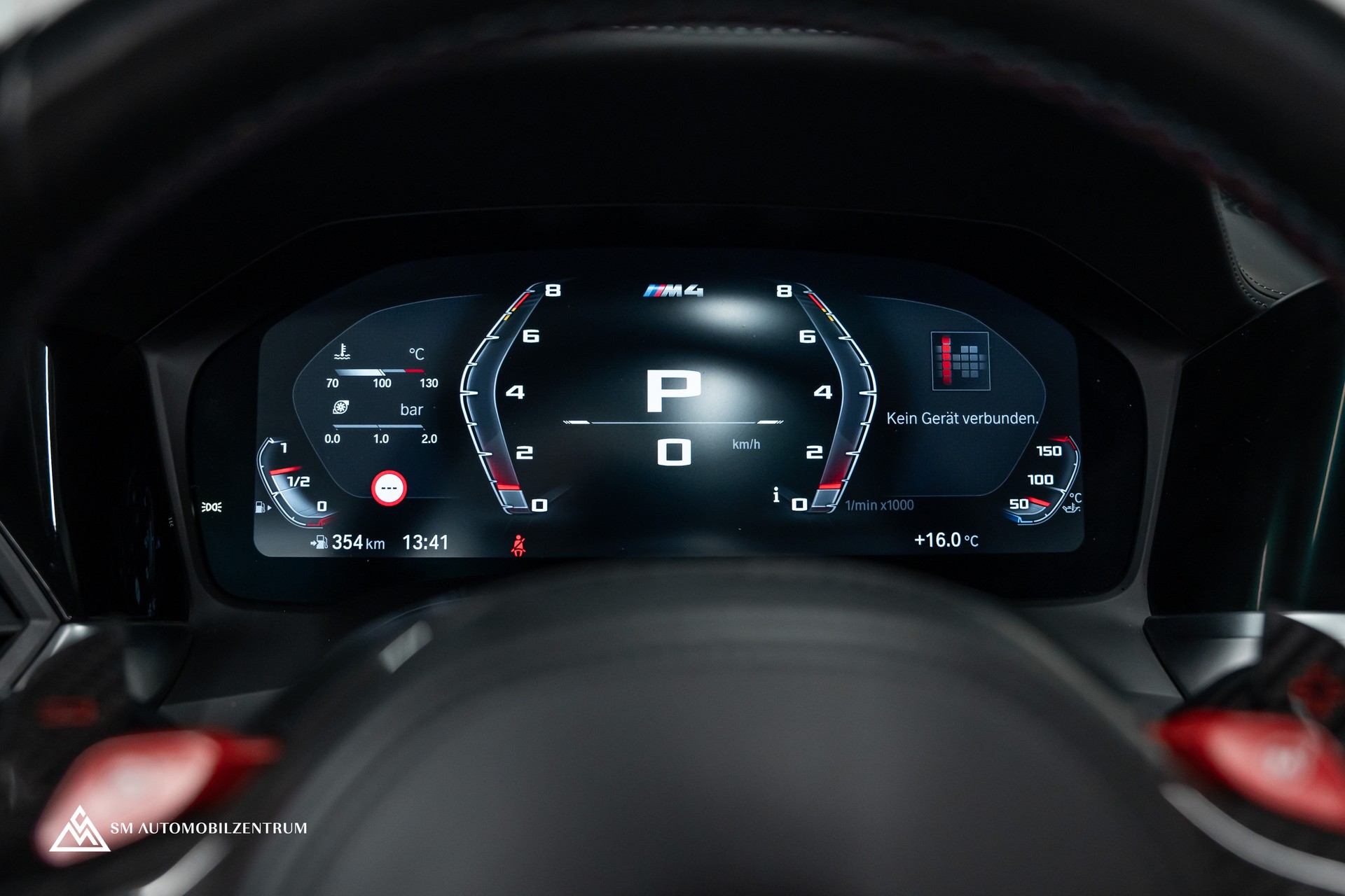 BMW M4 Competition xDrive Cabrio / Carbon / Schalensitze / Keramikbremsen-image-29