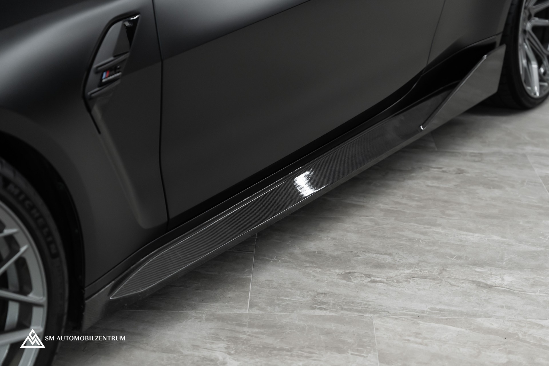 BMW M4 Competition xDrive Cabrio / Carbon / Schalensitze / Keramikbremsen-image-4