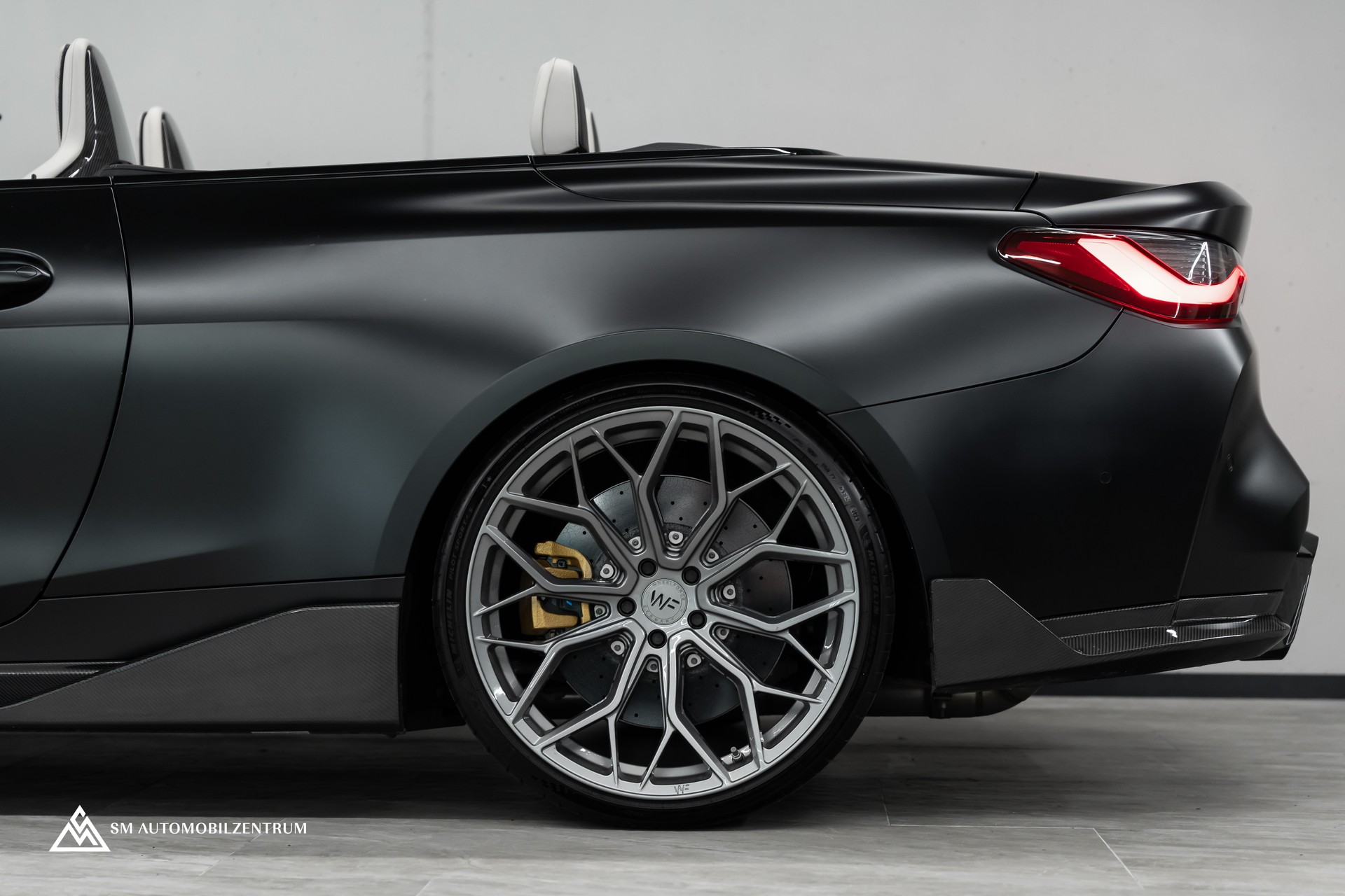 BMW M4 Competition xDrive Cabrio / Carbon / Schalensitze / Keramikbremsen-image-8