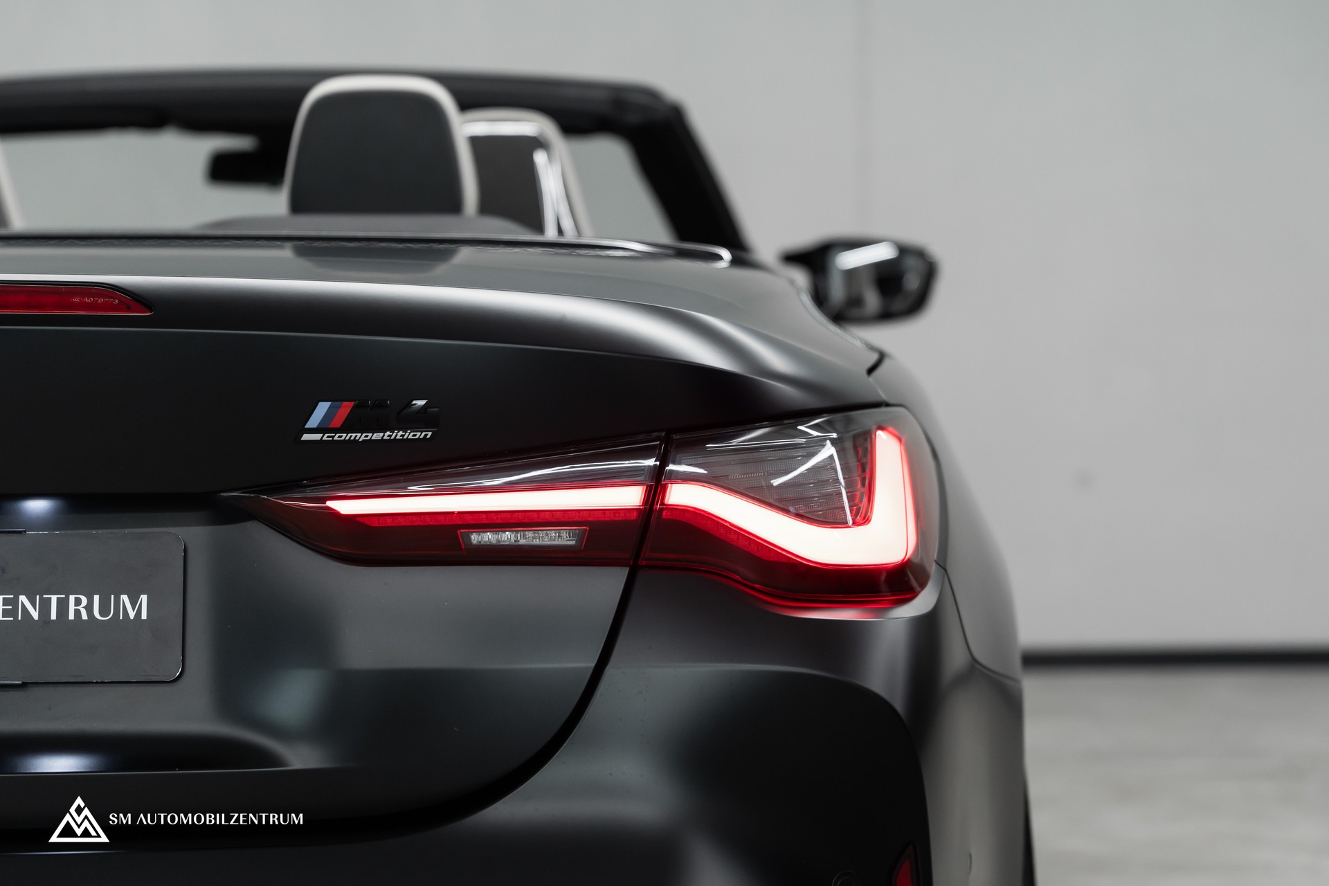 BMW M4 Competition xDrive Cabrio / Carbon / Schalensitze / Keramikbremsen-image-13